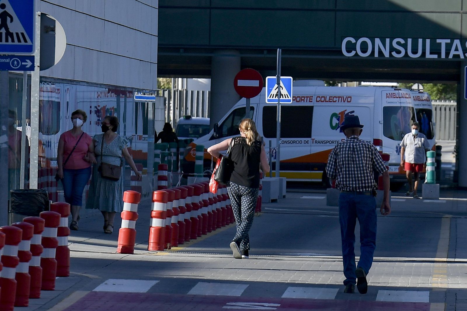 Granada registra 413 positivos y una bajada la presión hospitalaria