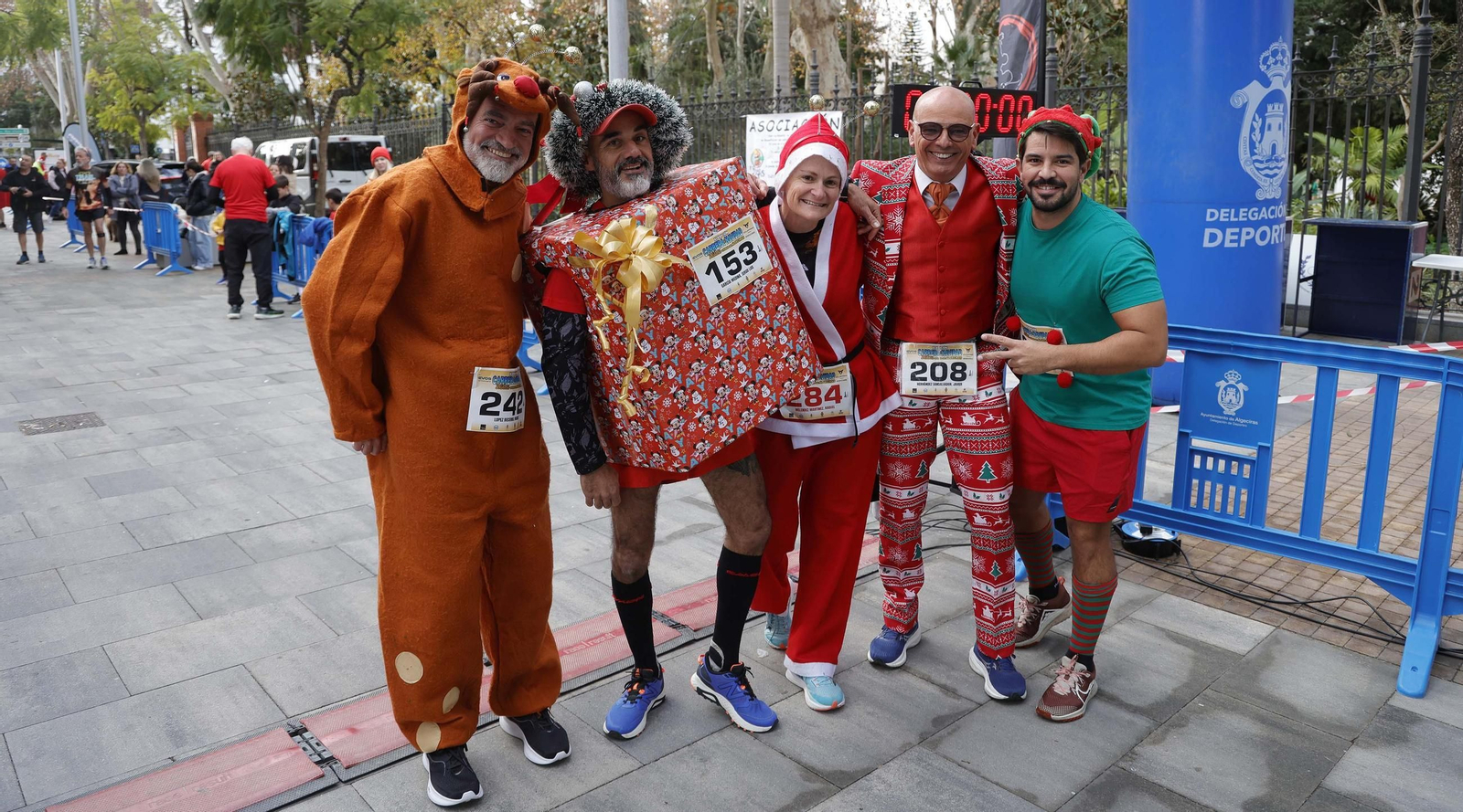 Búscate en la XI Carrera Solidaria de Navidad de Algeciras
