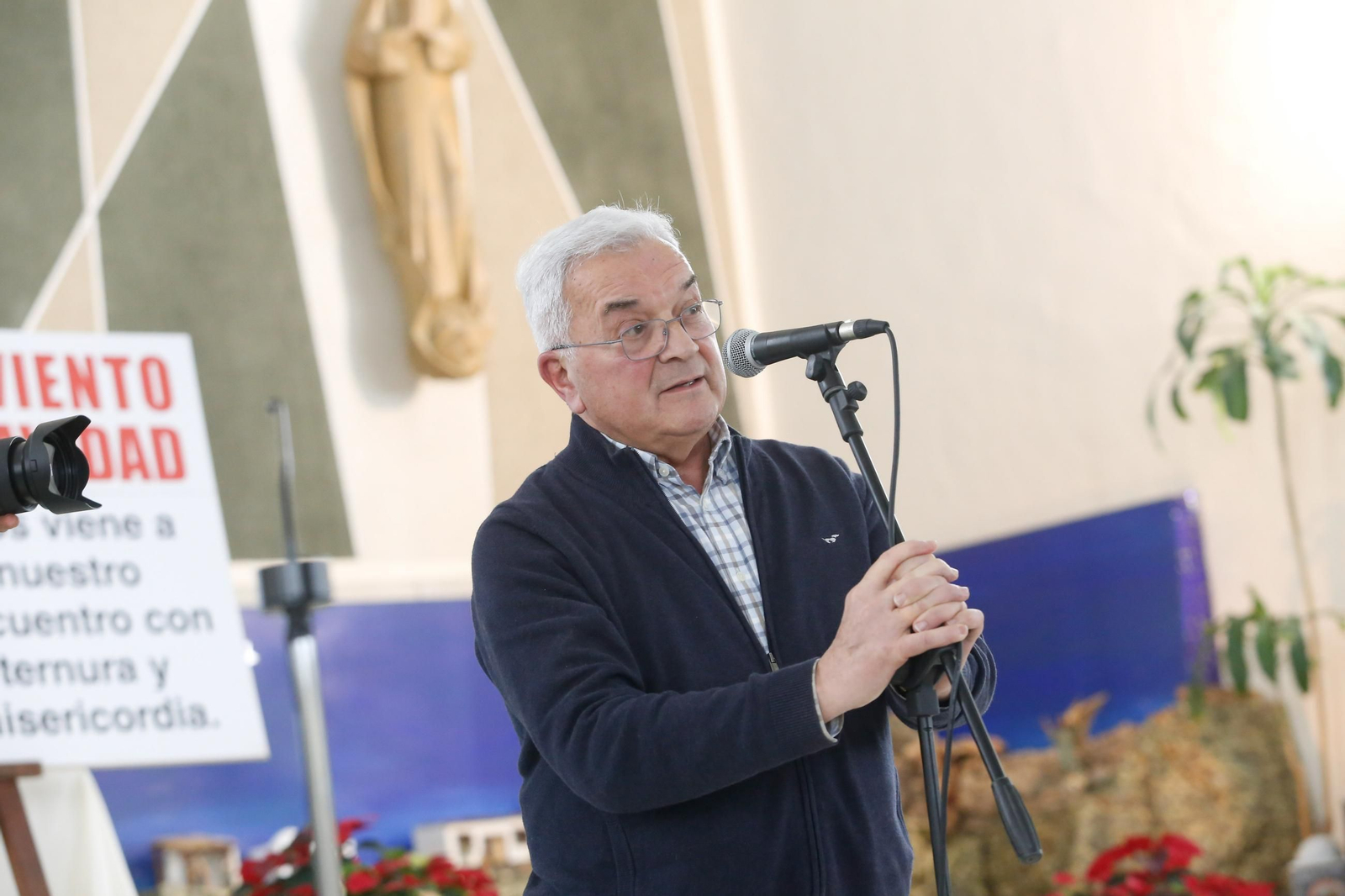 Las fotos del homenaje al padre Pedro por sus 50 años de entrega absoluta a la Piñera