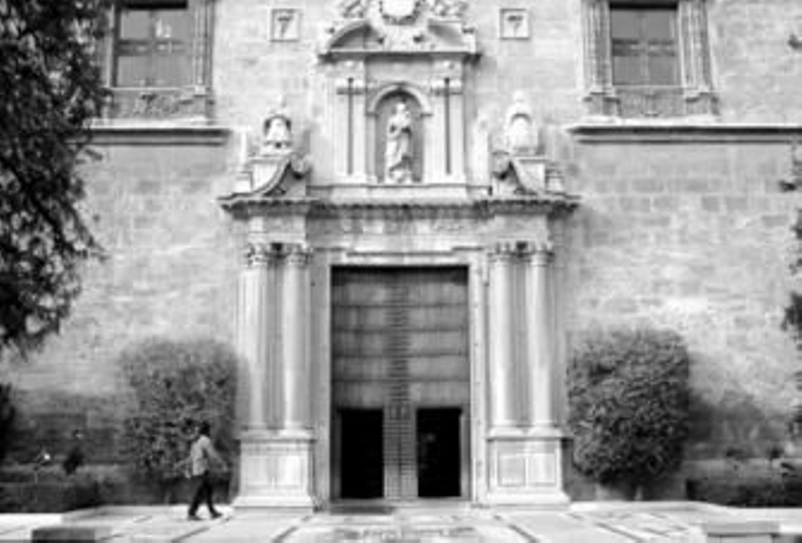 La UGR proyecta un nuevo edificio para ampliar el Hospital Real