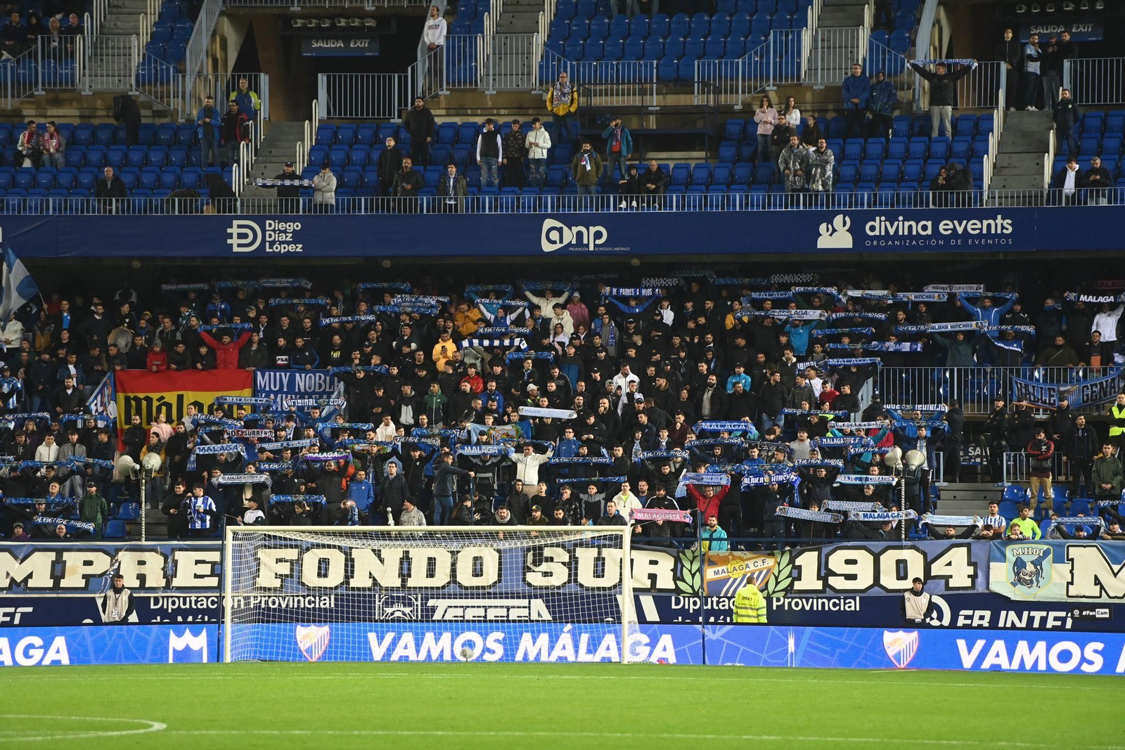 El Málaga CF - Granada CF, en fotos