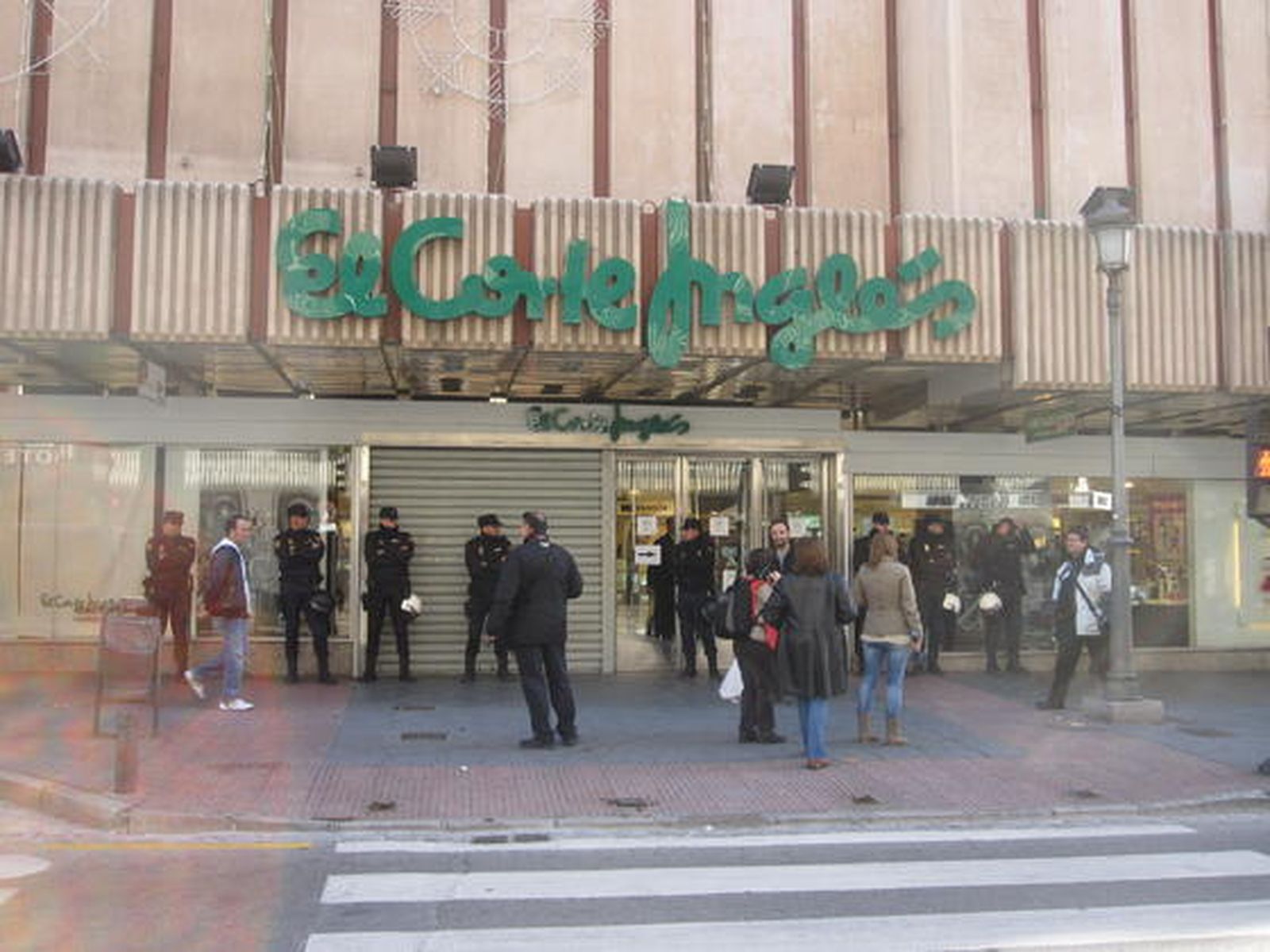 Las imágenes de la huelga general en Granada