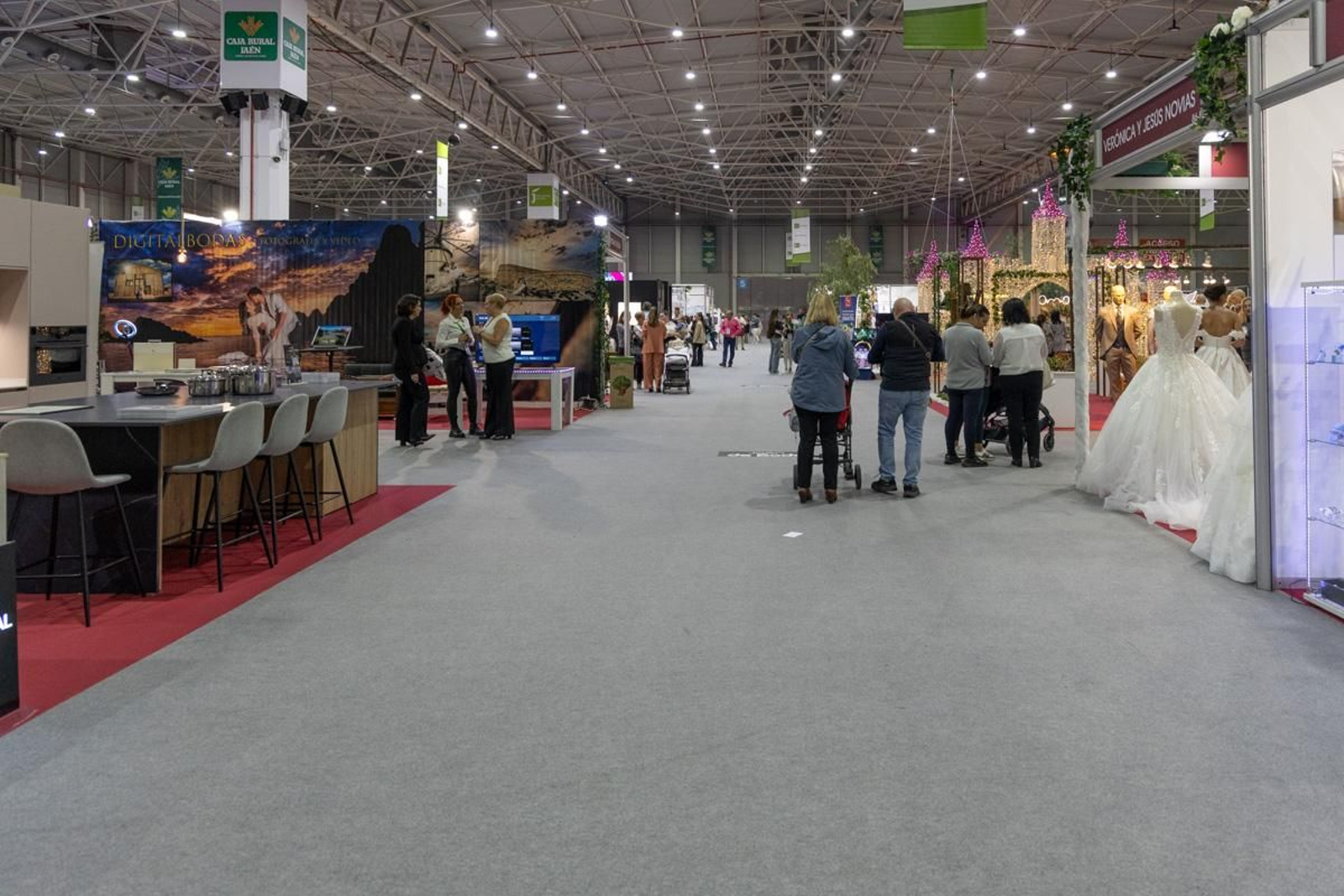 Jaén de Boda, XVII Feria de Celebraciones, Moda y Hogar, en imágenes