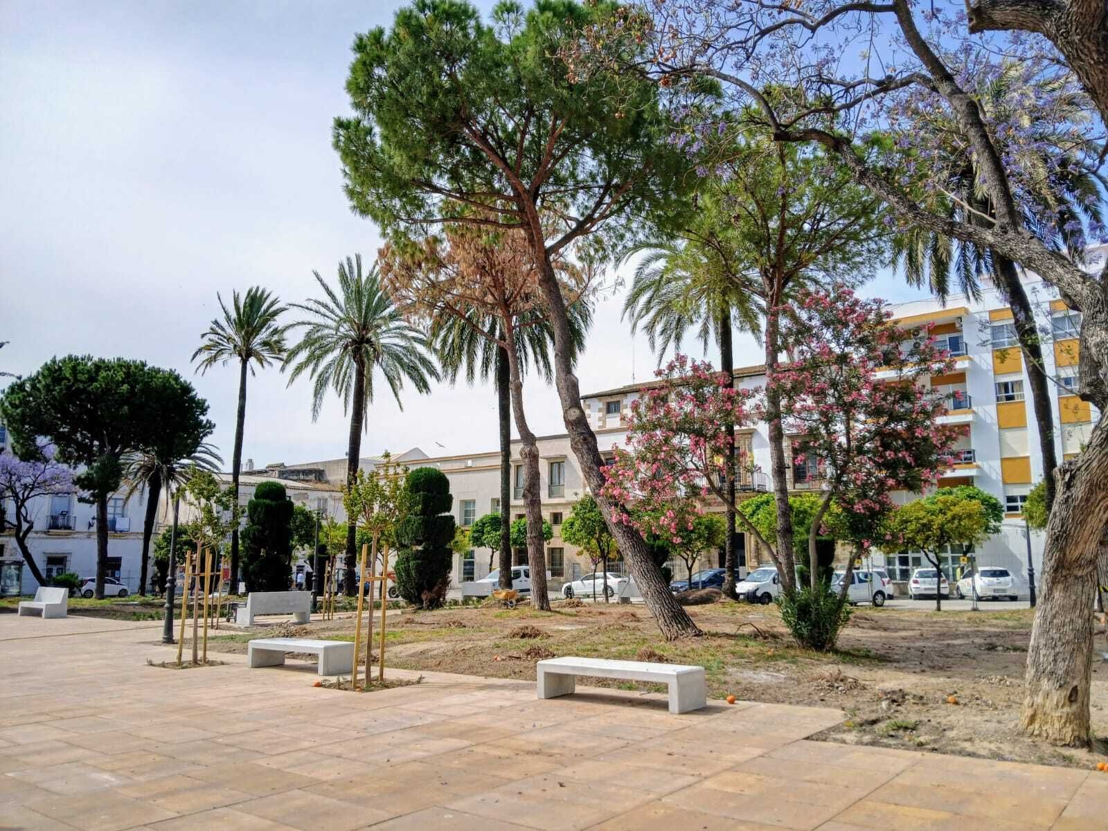 Las imágenes de la reforma de la plaza de El Polvorista, en El Puerto de Santa María