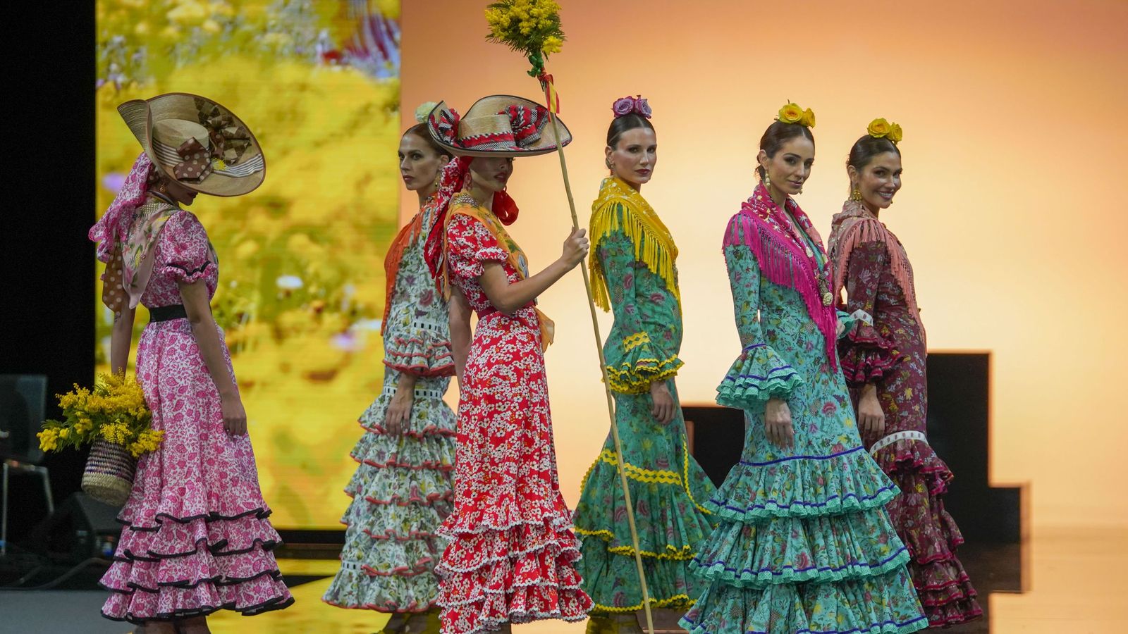 El desfile de MiAbril en SIMOF 2026.