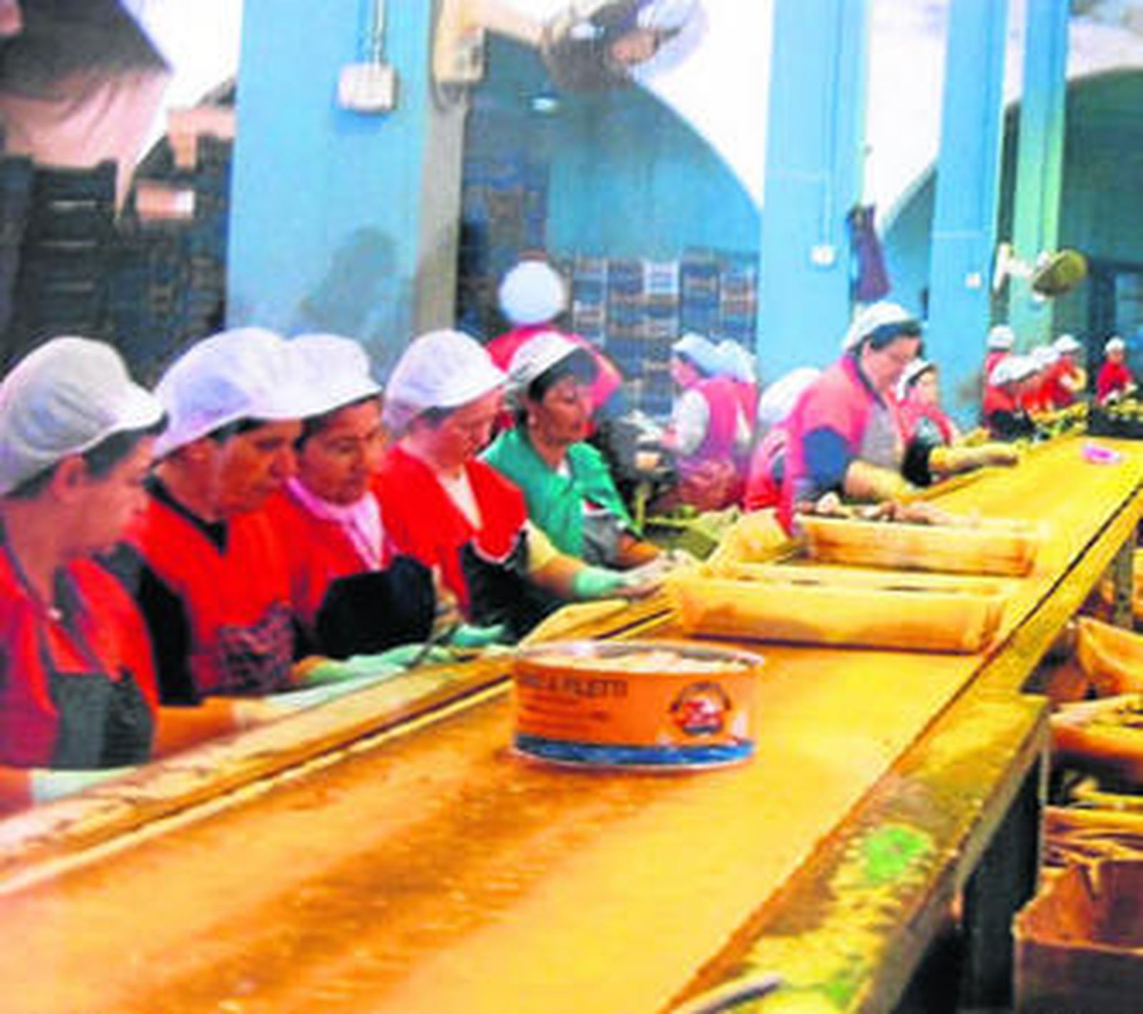 Una de las industrias conserveras en Ayamonte.