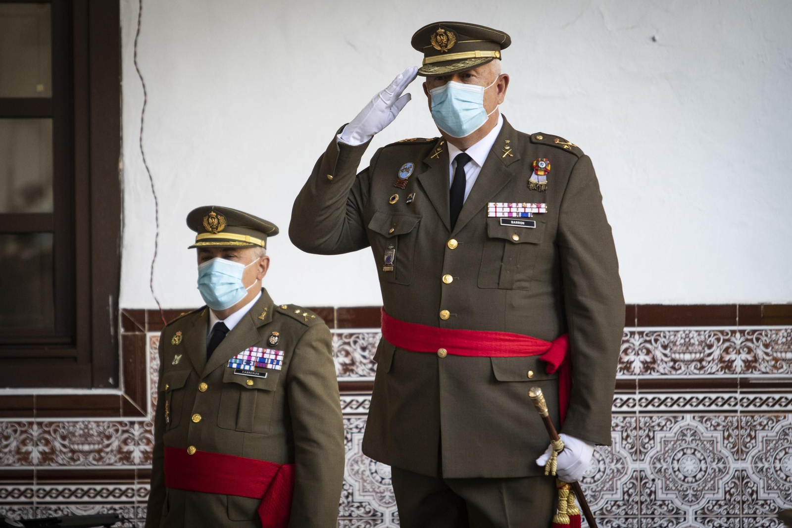 Fotos: la fiesta nacional se celebra en el Madoc de Granada con el izado de la bandera