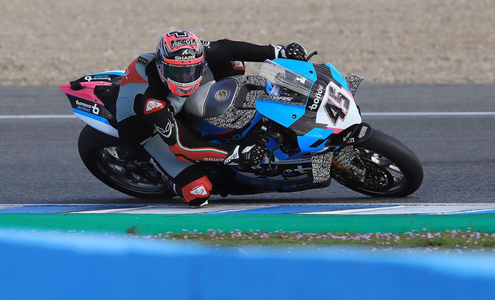 Imágenes del entrenamiento de Superbike en el Circuito de Jerez