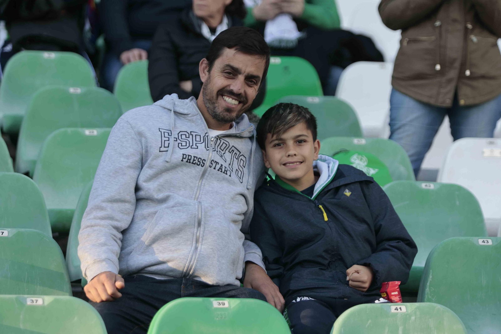 Búscate en las gradas del Villamarín