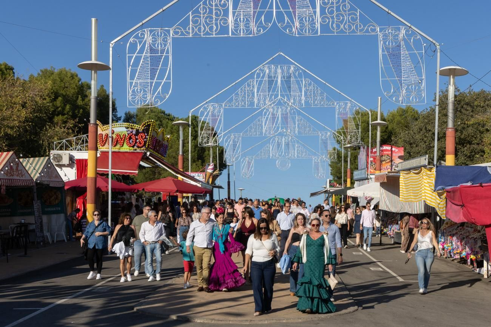 Así disfrutan los jiennenses del día grande de la feria de San Lucas