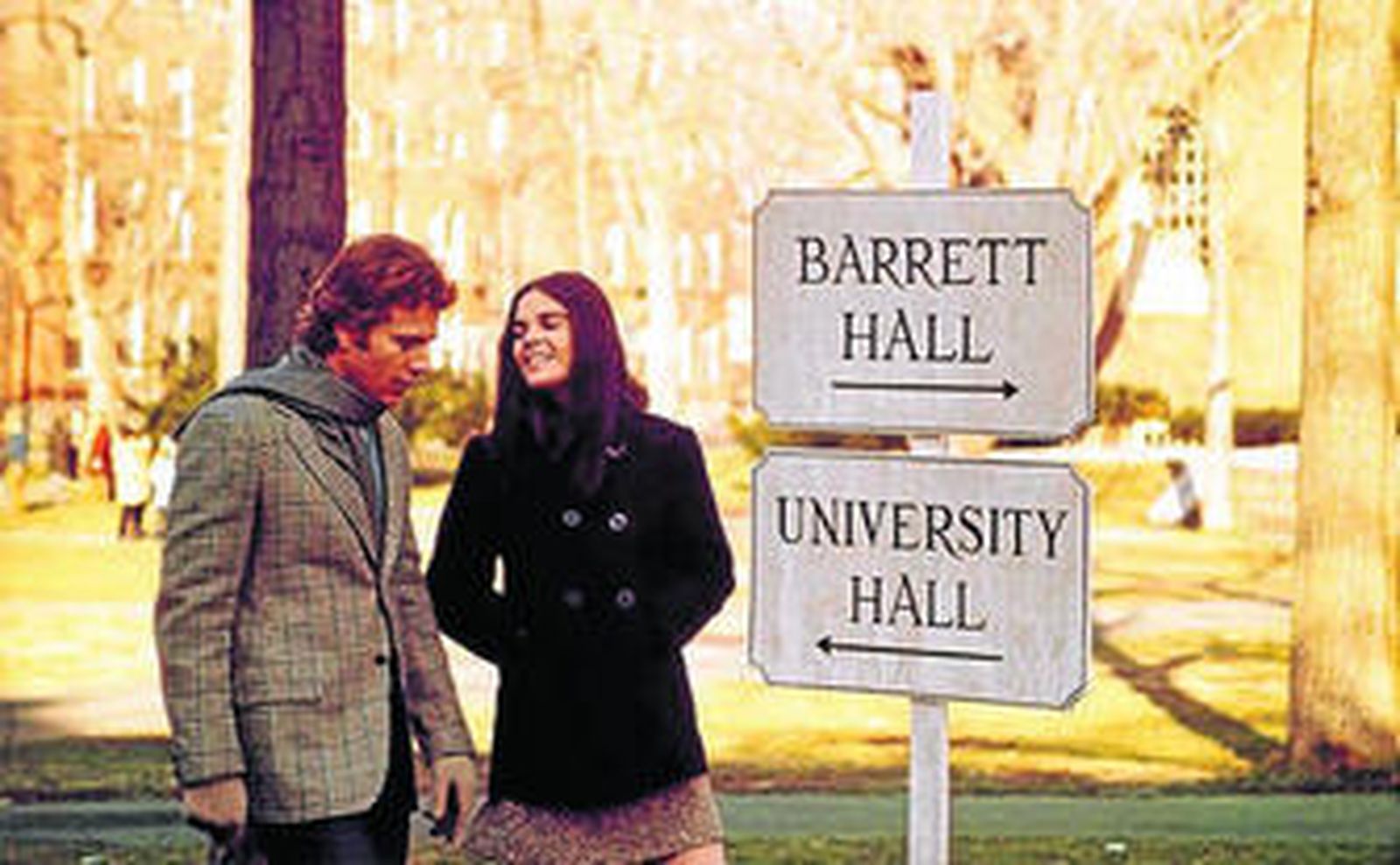 Ryan O'Neal y Ali MacGraw, en una escena de 'Love Story'.