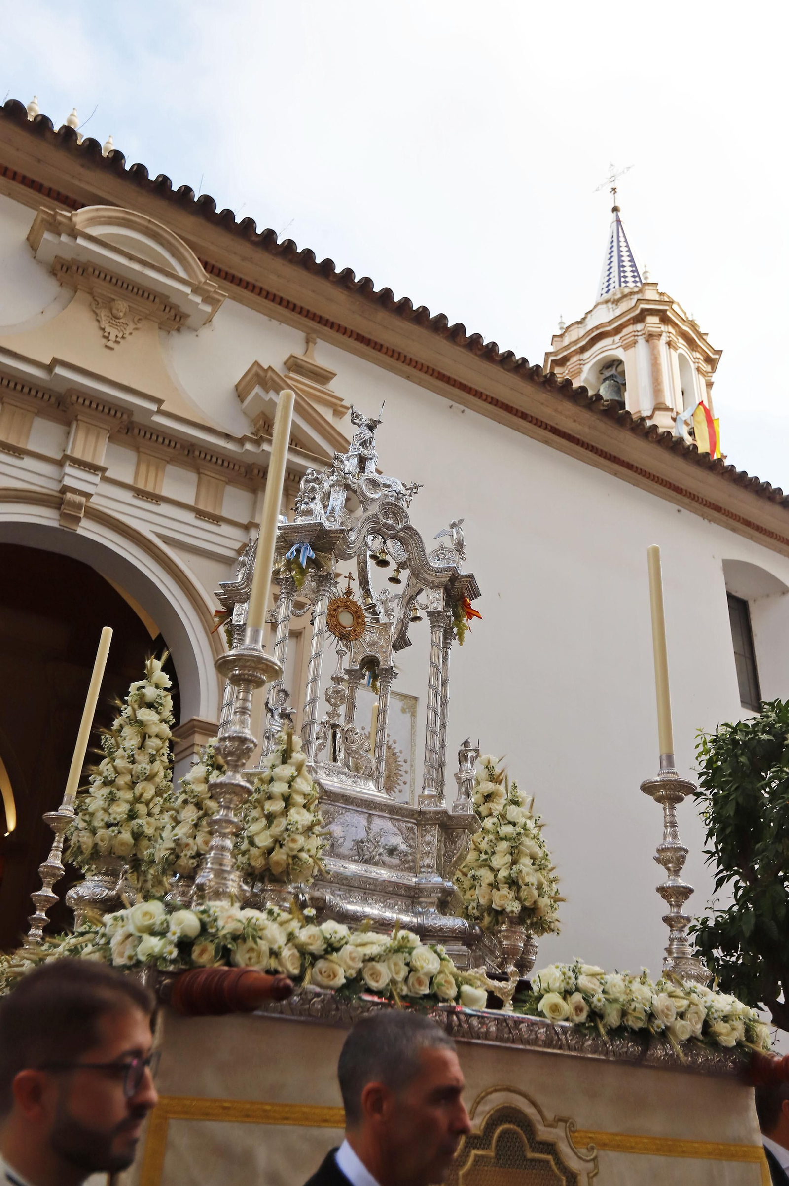 Imágenes de la procesión del Corpus Christi en Huelva