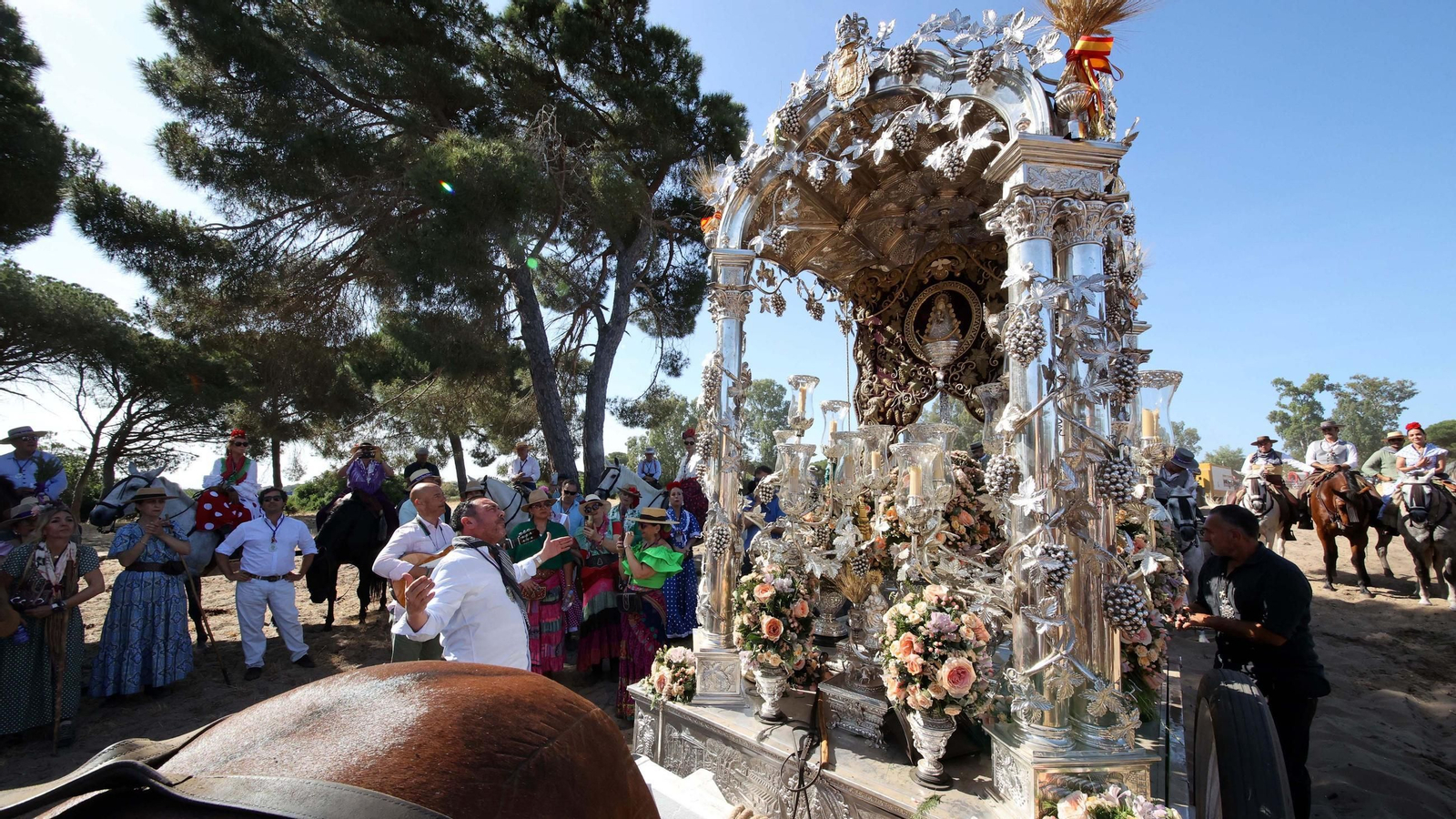 Jueves de camino de la Hdad de Jerez por el Coto Doñana