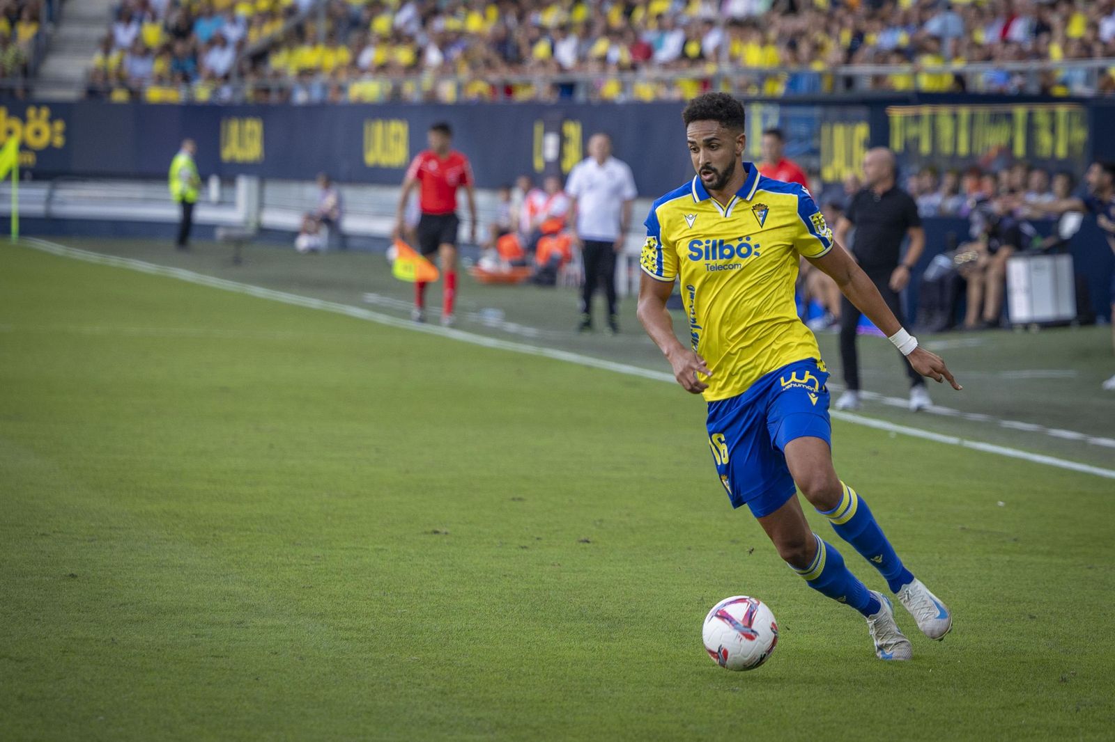 Las imágenes del Cádiz CF-Racing de Ferrol