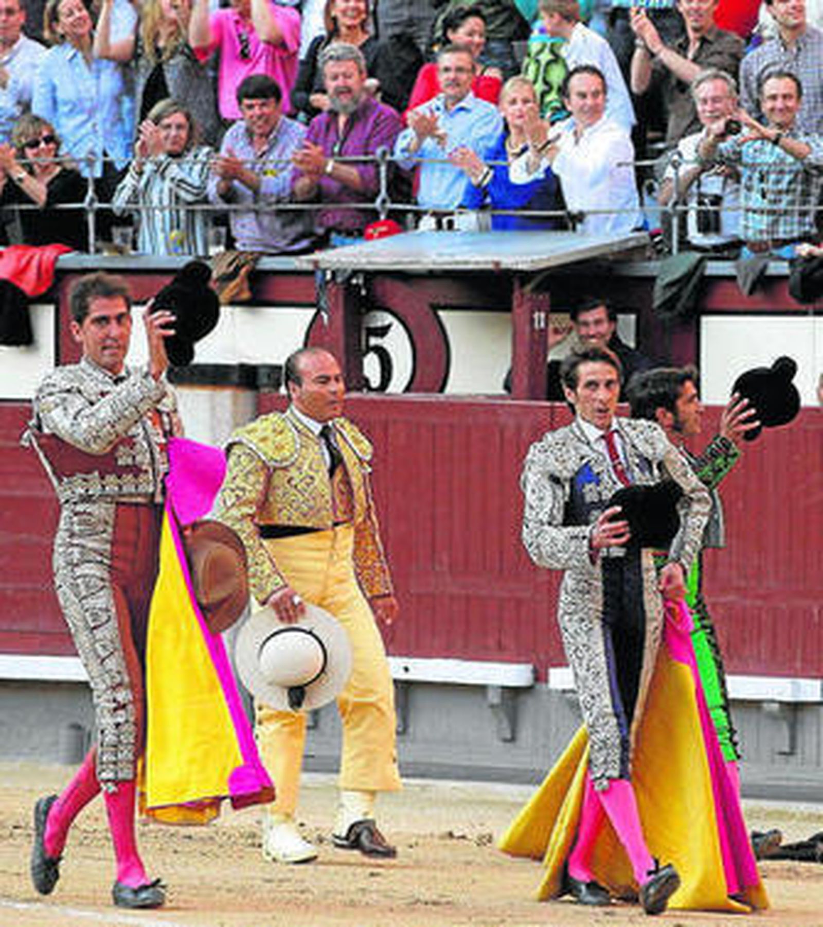 Marcos Galán, Sandoval, Adalid y Fernando Sánchez en la vuelta al ruedo.
