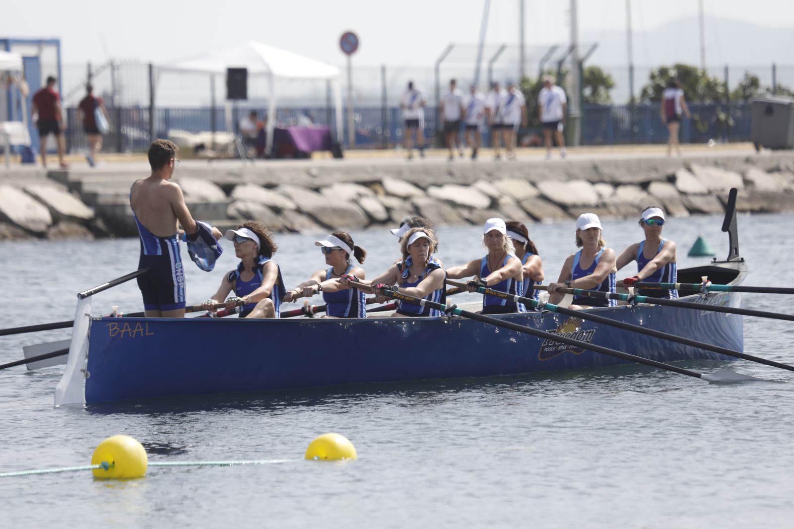 Las fotos de la primera jornada del Campeonato de España de remo en banco fijo LLaut de La Línea
