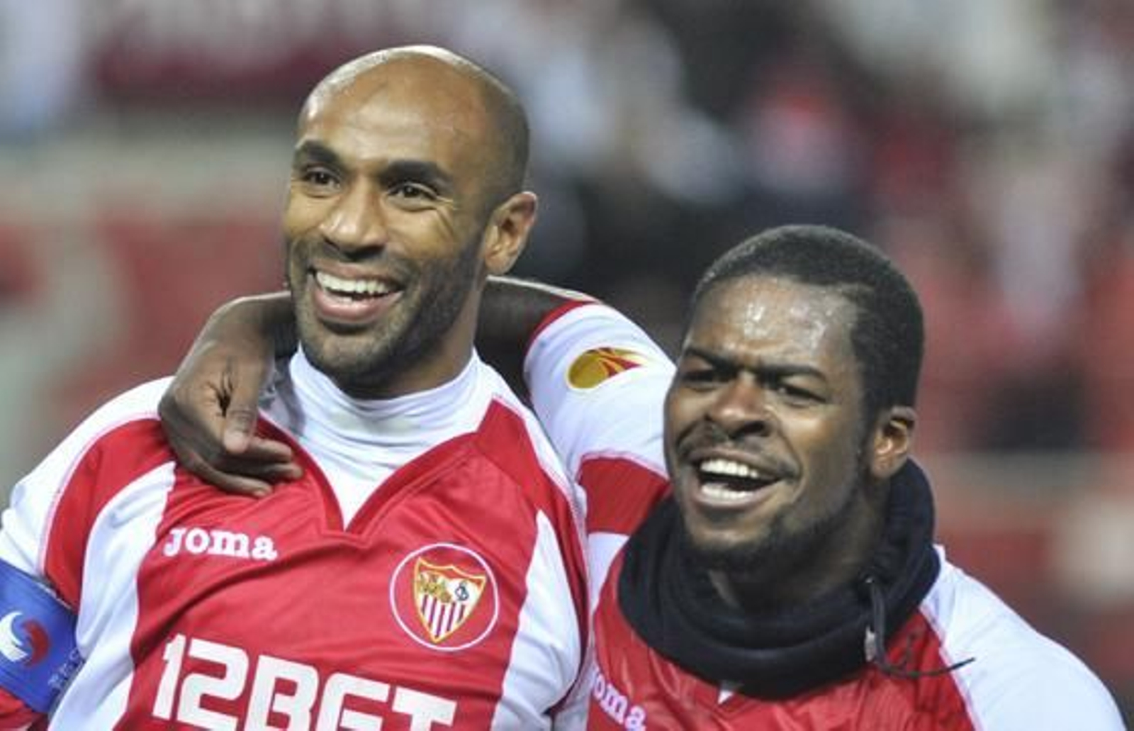 El Sevilla pasa a la siguiente ronda de la Liga Europa tras empatar 2-2 con el Borussia Dortmund. / Antonio Pizarro