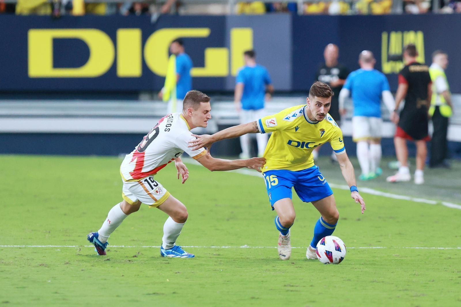 Las imágenes del Cádiz CF-Rayo Vallecano