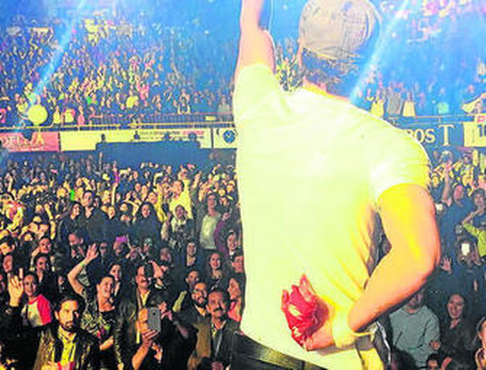 Enrique Iglesias herido con un dron en un concierto