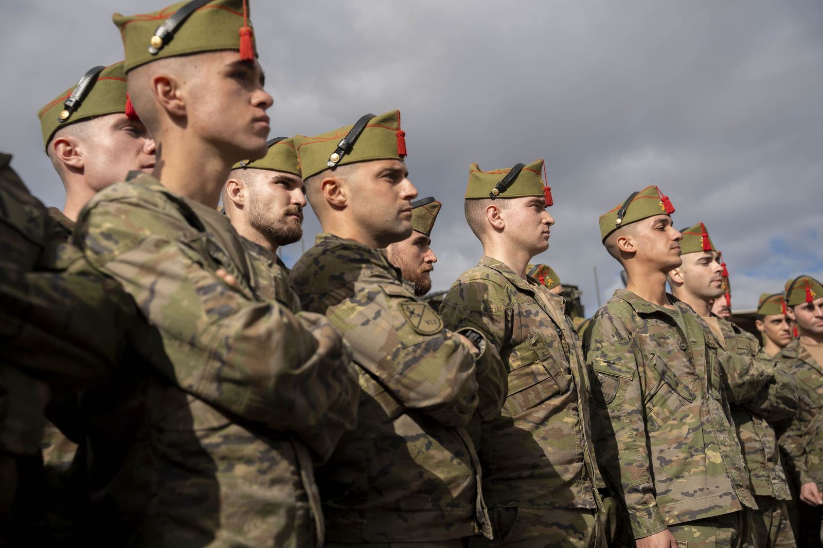 Margarita Robles entrega en Viator los primeros vehículos 8x8 ‘Dragón’ al Ejército de Tierra