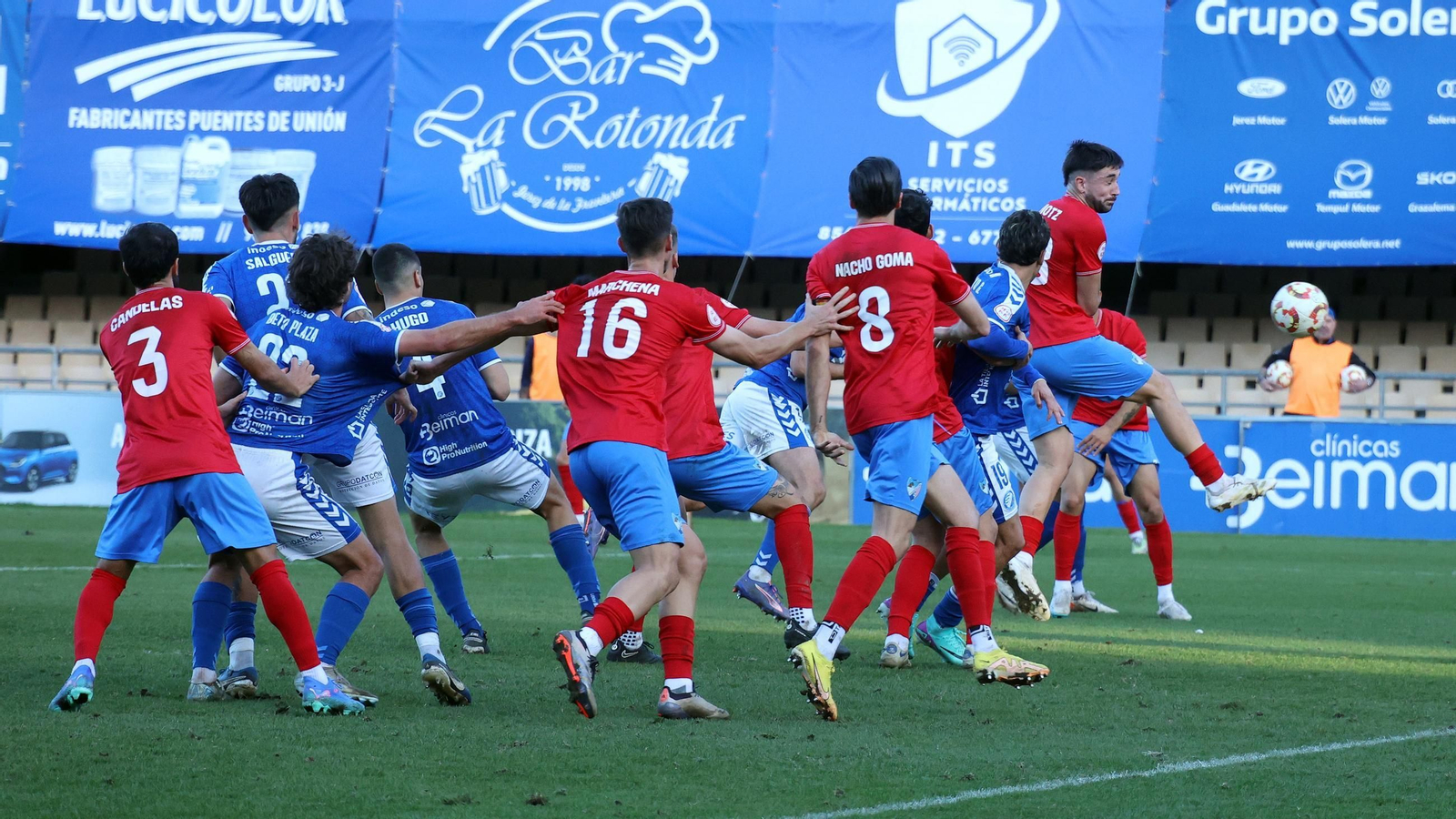 Xerez DFC contra CD Estepona en Chapín