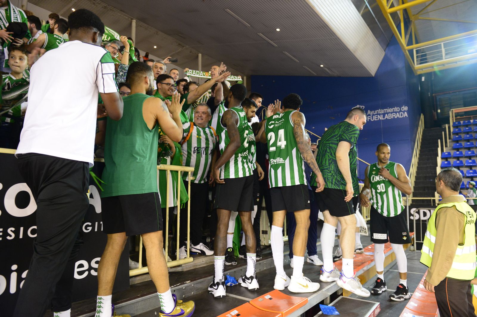 Las imágenes de la fiesta del Coosur Betis