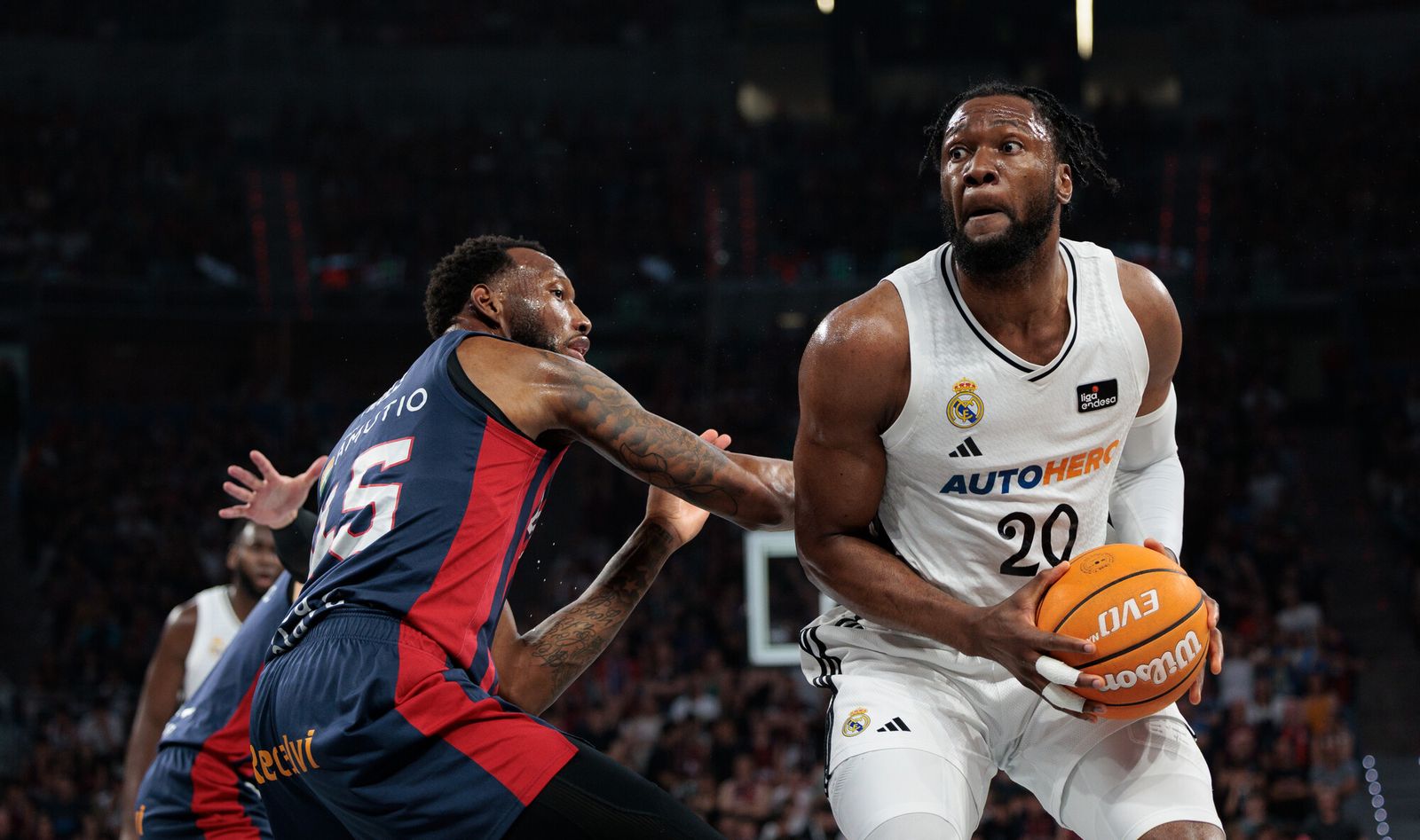 El Madrid tumba al Baskonia y espera a Unicaja o Barcelona en semifinales