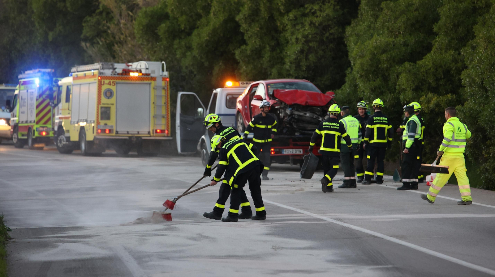 Grave accidente de tráfico en la carretera de Cartuja en Jerez