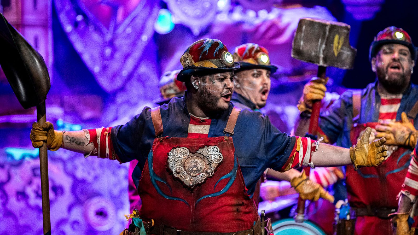 Búscate entre las mejores imágenes de la primera sesión de semifinales del COAC 2025