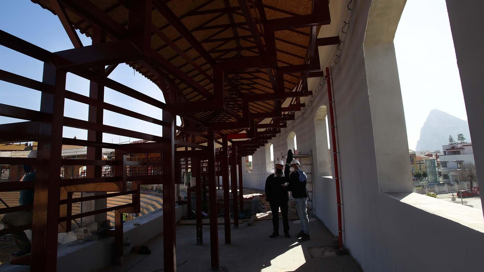 Las fotos de las obras de la plaza de toro de la Línea