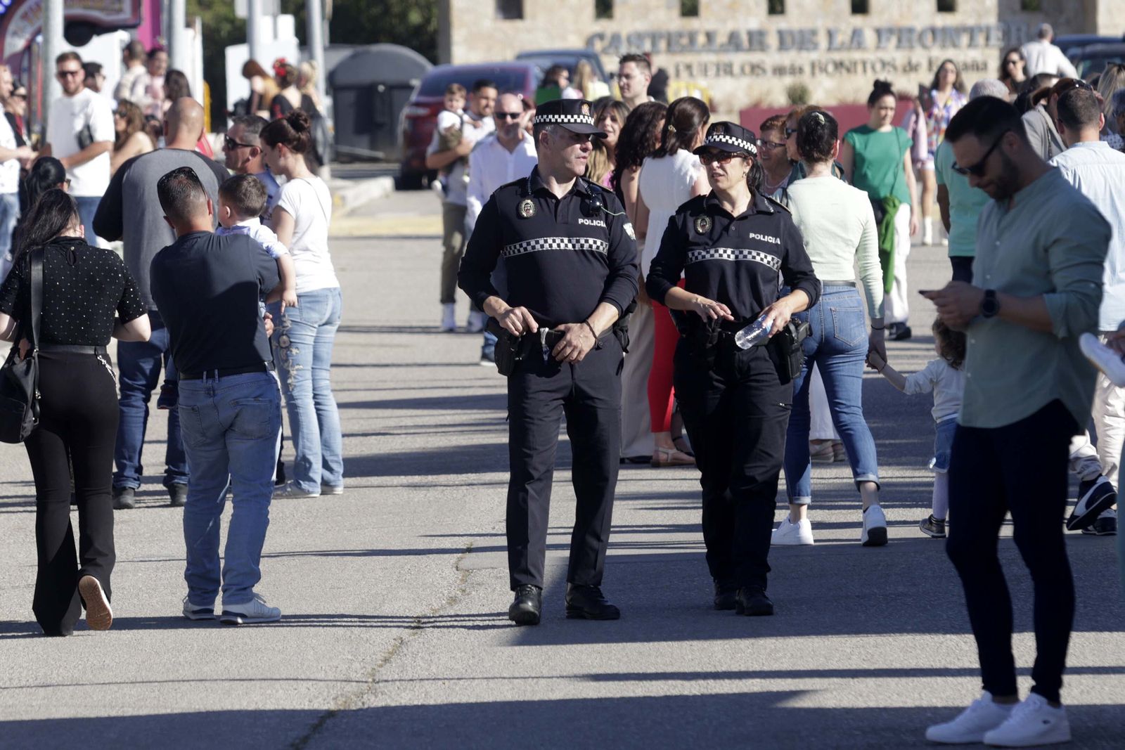 Búscate en las fotos del viernes en la Feria de Castellar
