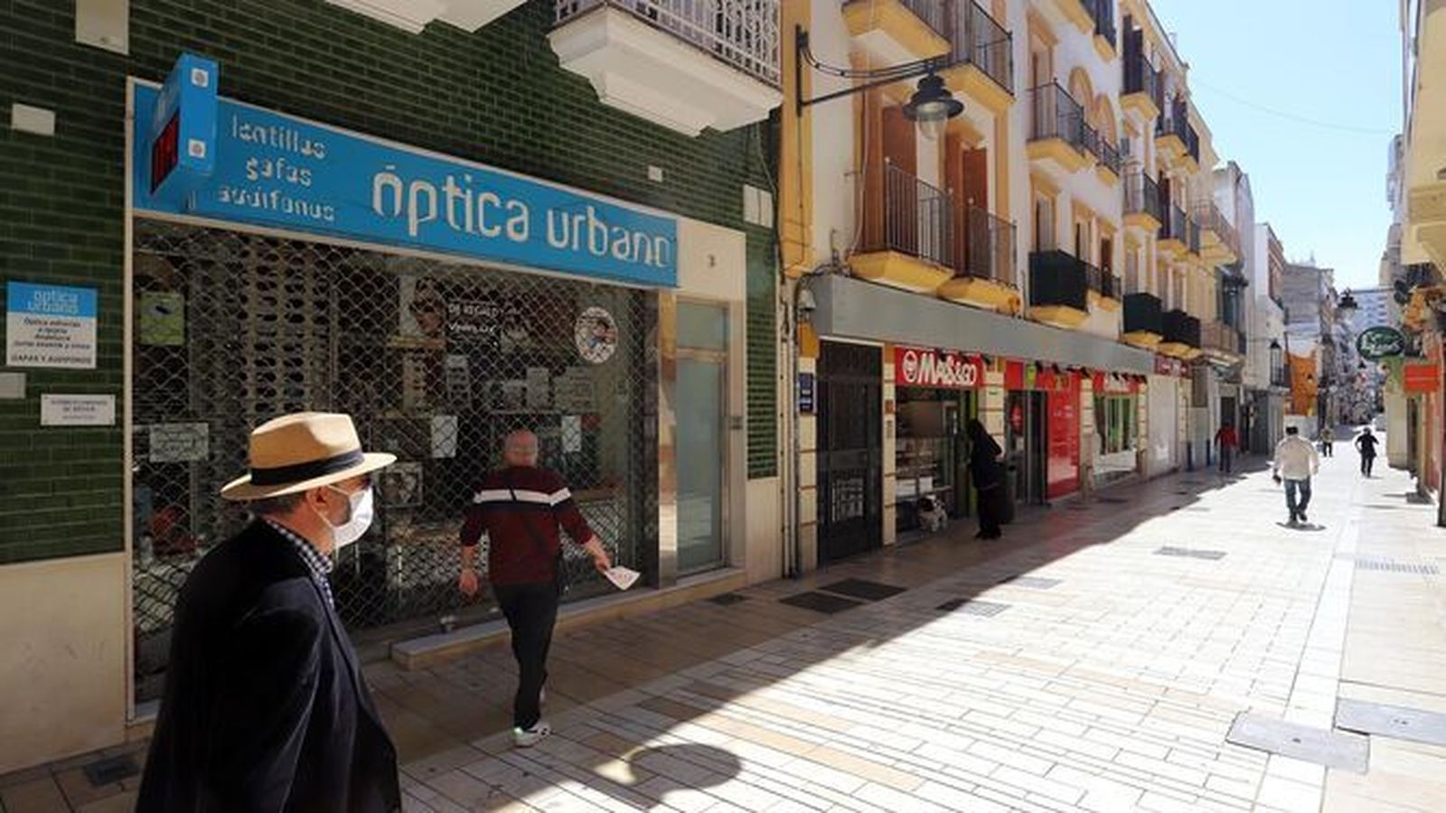 Una de las calles comerciales de Huelva.