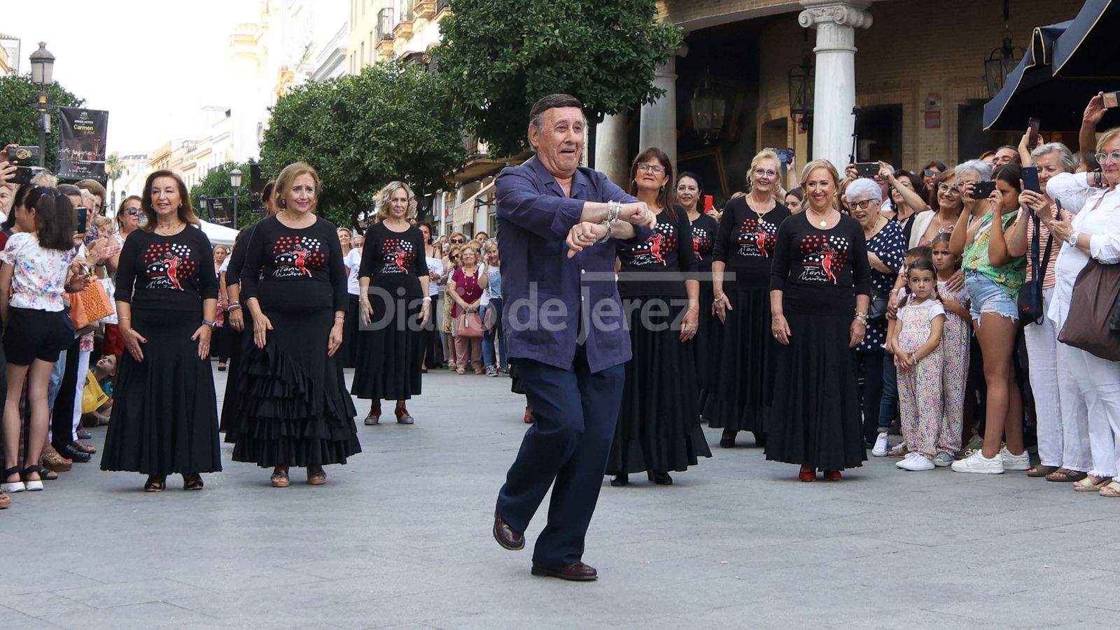 Flashmob de la academia de baile de Fani Muñoz en Jerez