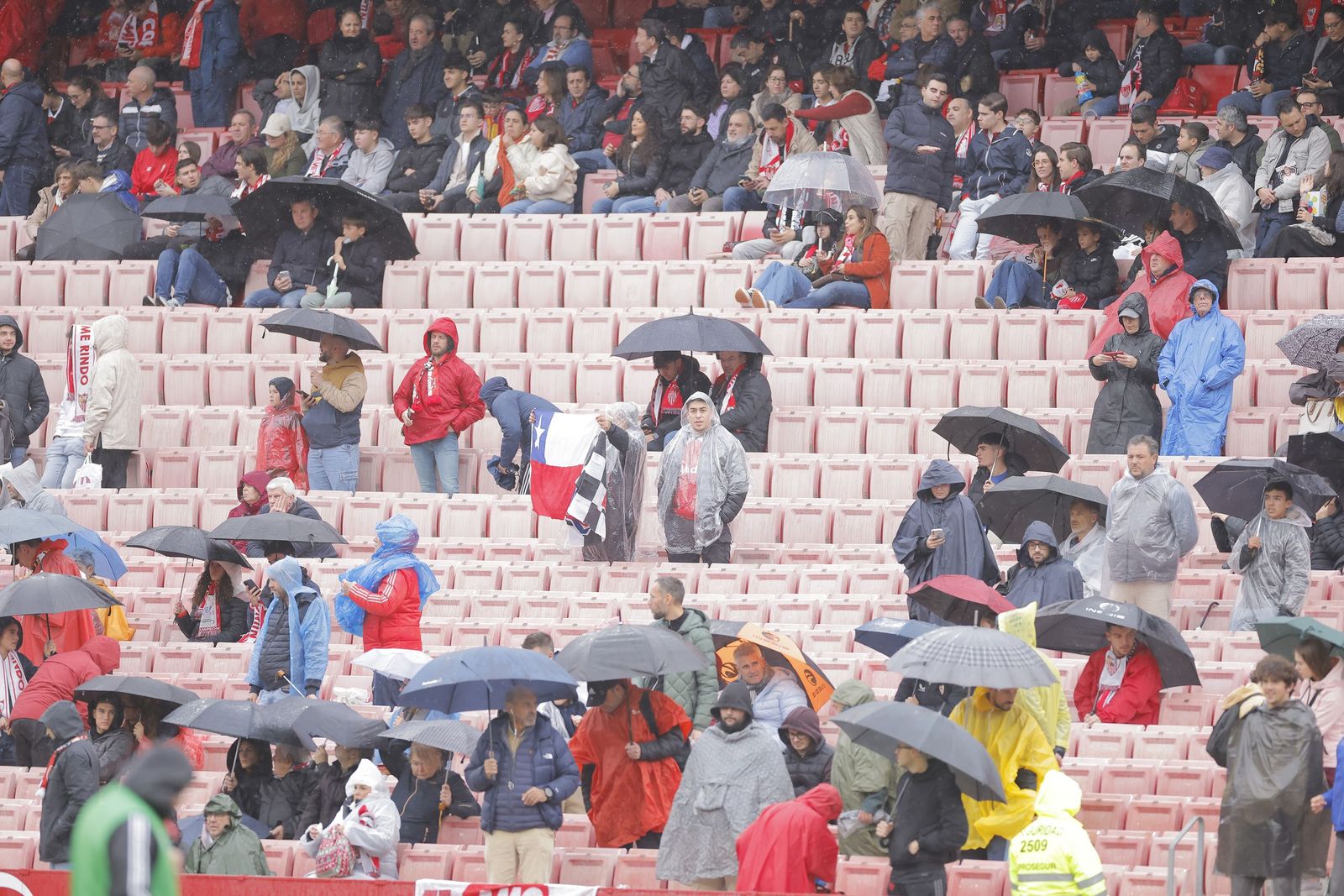 Búscate en las fotos del Sevilla FC - Levante
