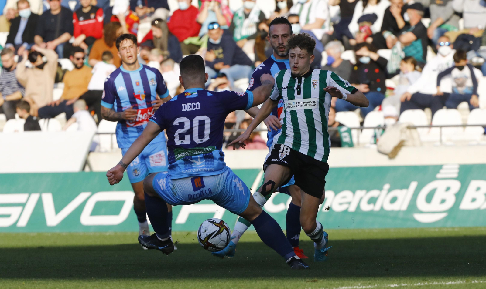 Las imágenes de la victoria del Córdoba CF ante el CD Coria