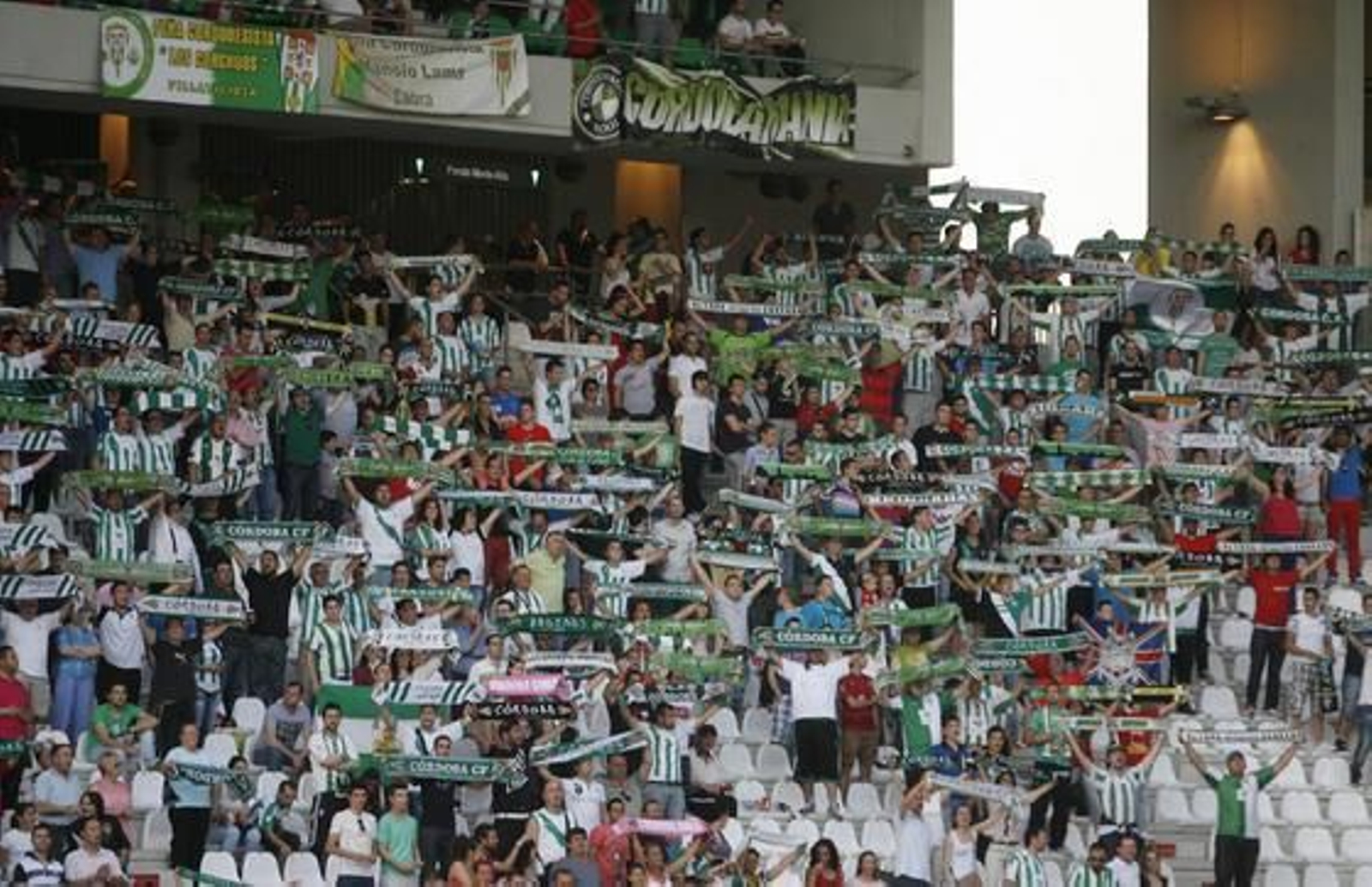 Las imágenes del Córdoba-Nástic