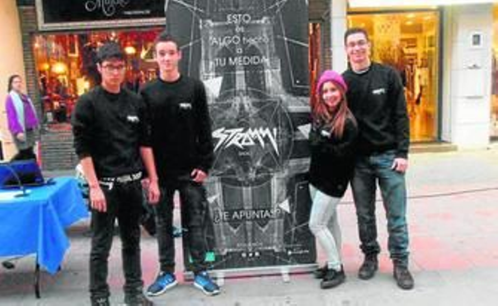 Alejandro Tapia, Andrés Moreno, Marta Relinque e Ignacio Revuelta, parte del equipo de Stramm Radio.