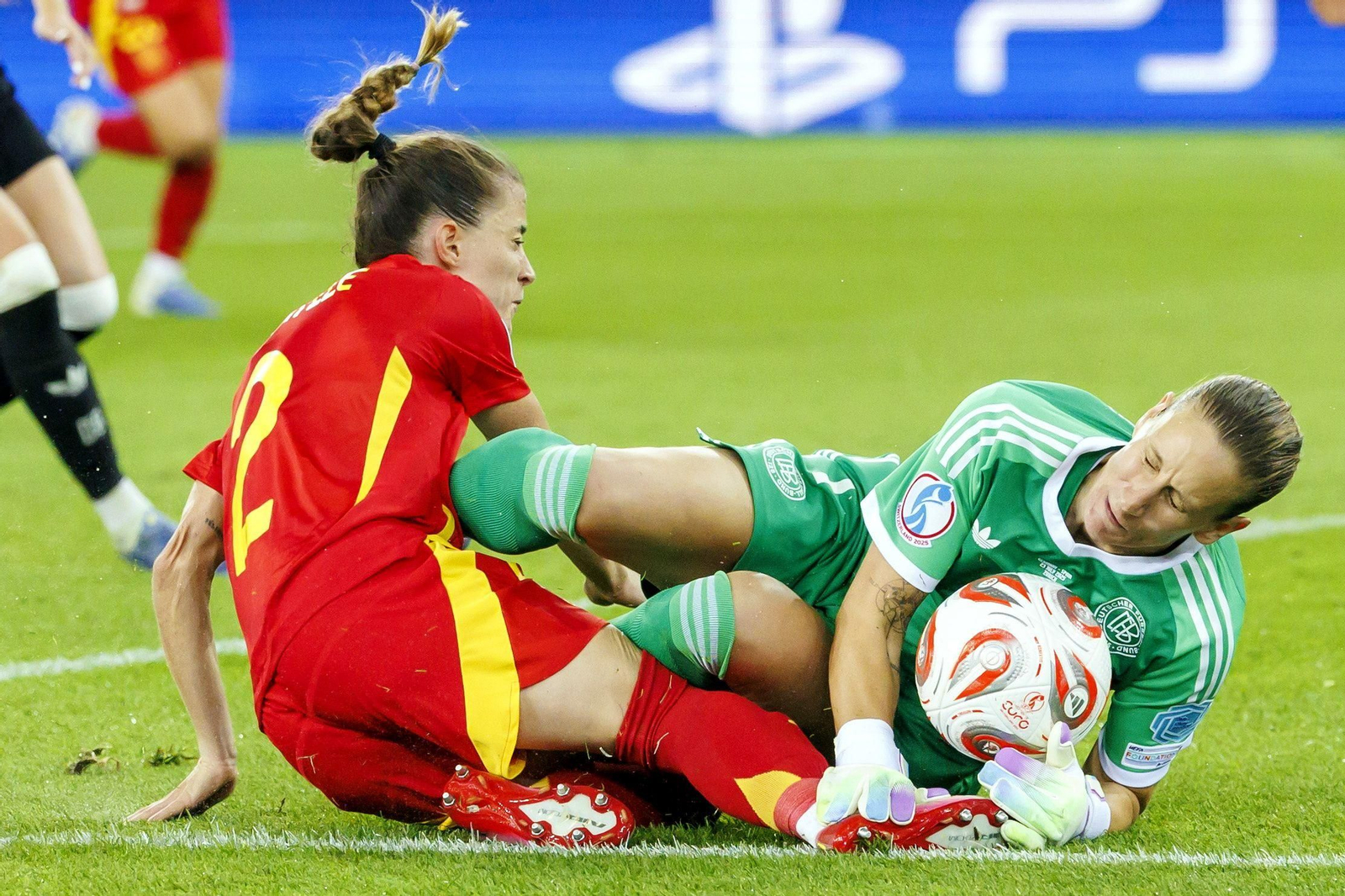 Las mejores imágenes de la semifinal Alemania-España de la Eurocopa femenina