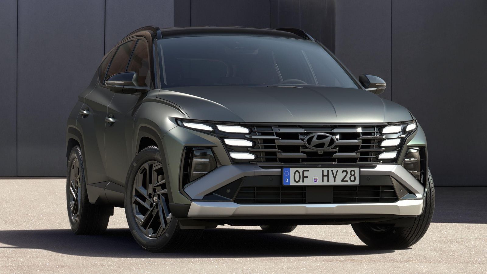 El Tucson de Hyundai ha sido el SUV medio más vendido y este ha sido el segmento que más matriculaciones acumuló en el último ejercicio. El Tucson de Hyundai ha sido el SUV medio más vendido y este ha sido el segmento que más matriculaciones acumuló en el último ejercicio.