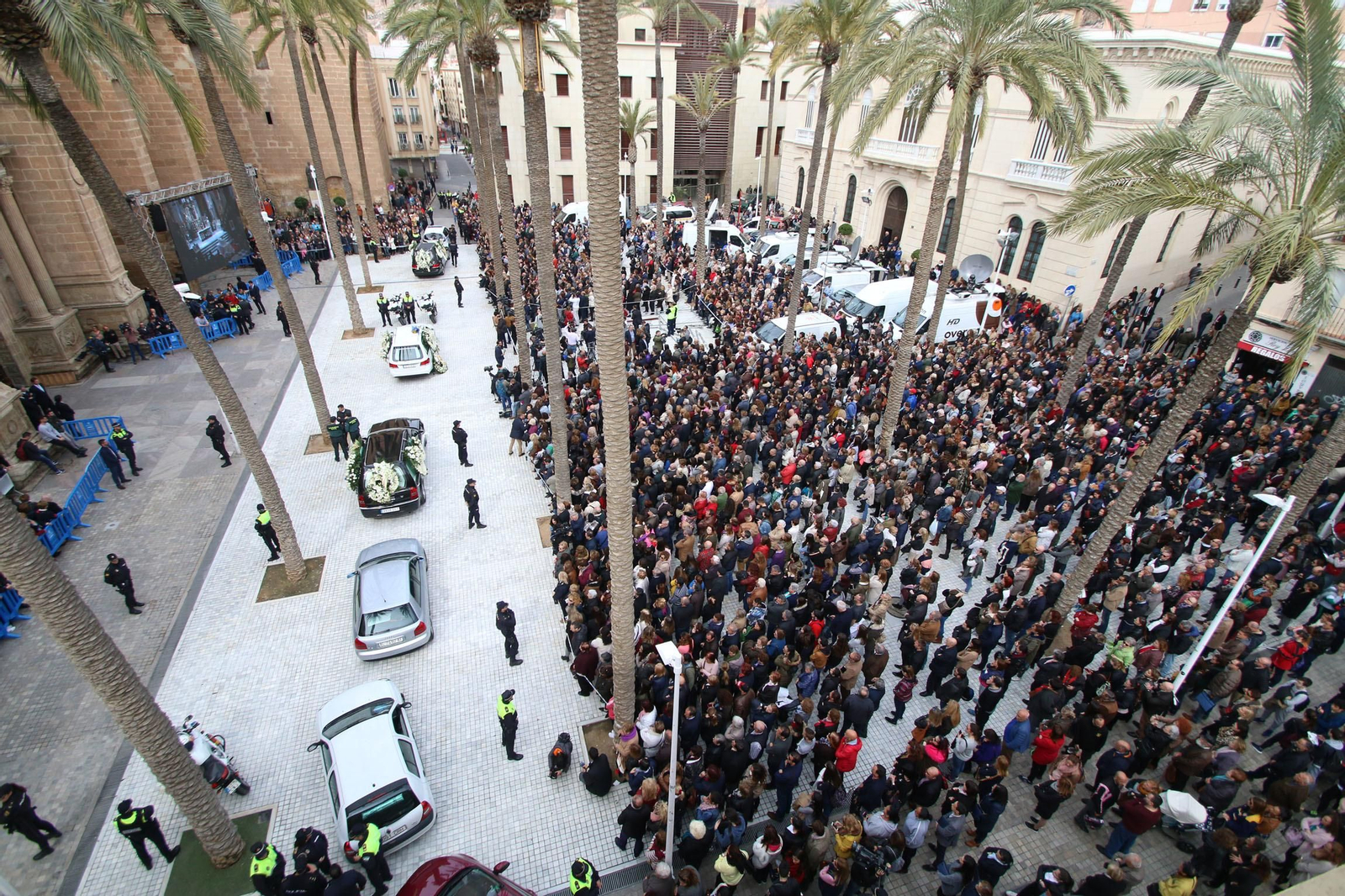 Las imágenes del funeral de Gabriel