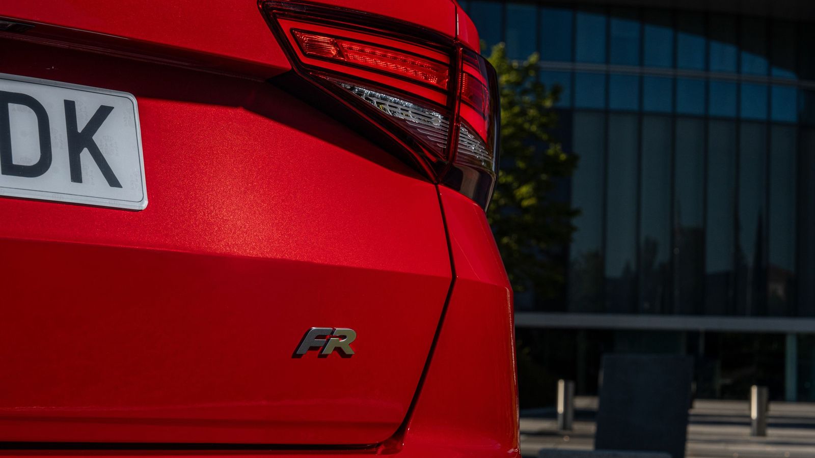 El Ateca ya sólo se pone a la venta con el nivel de equipamiento FR, aunque sumando más dotación respecto al FR lanzado el verano pasado.