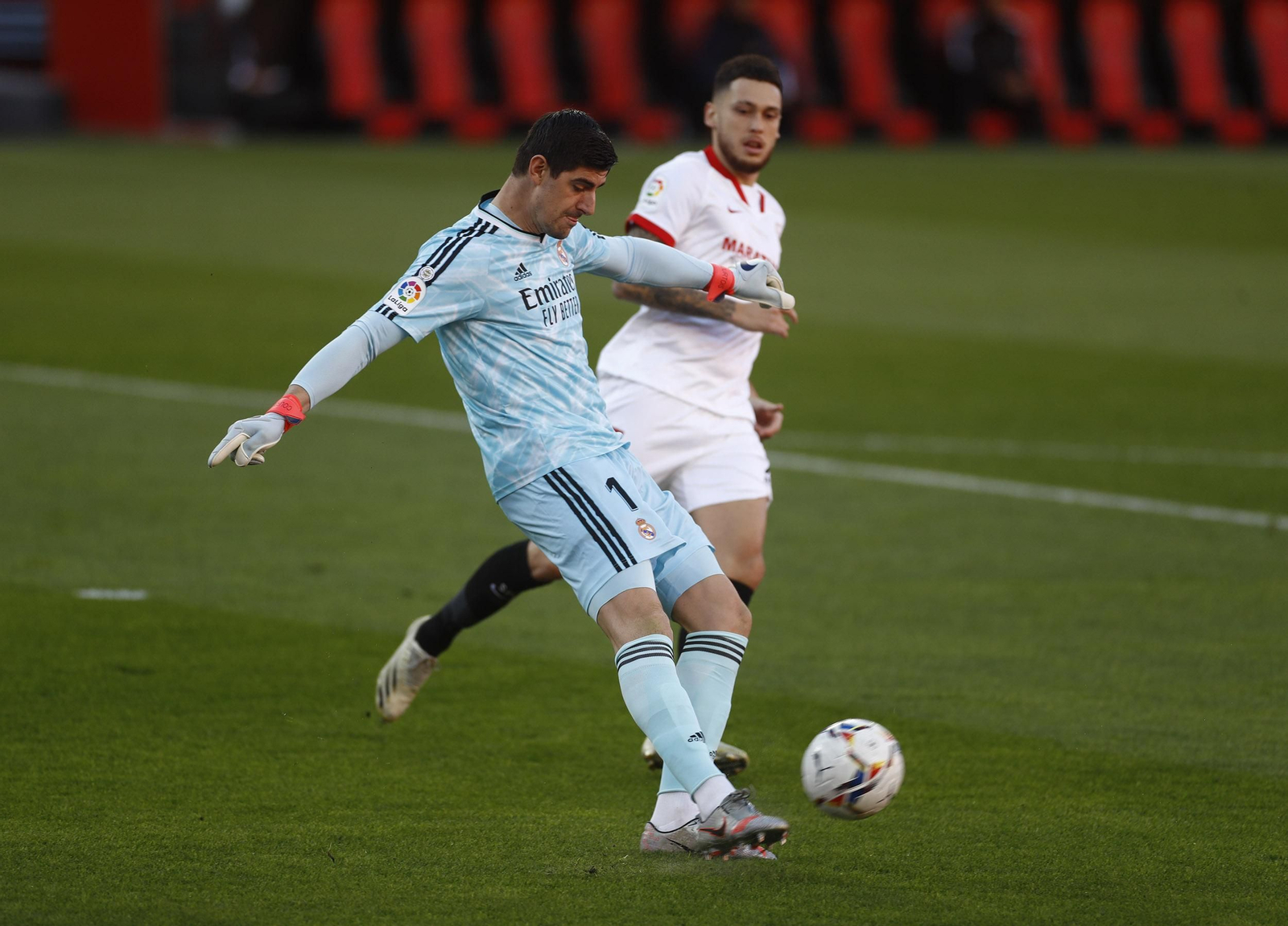 Las imágenes del Sevilla -Real Madrid