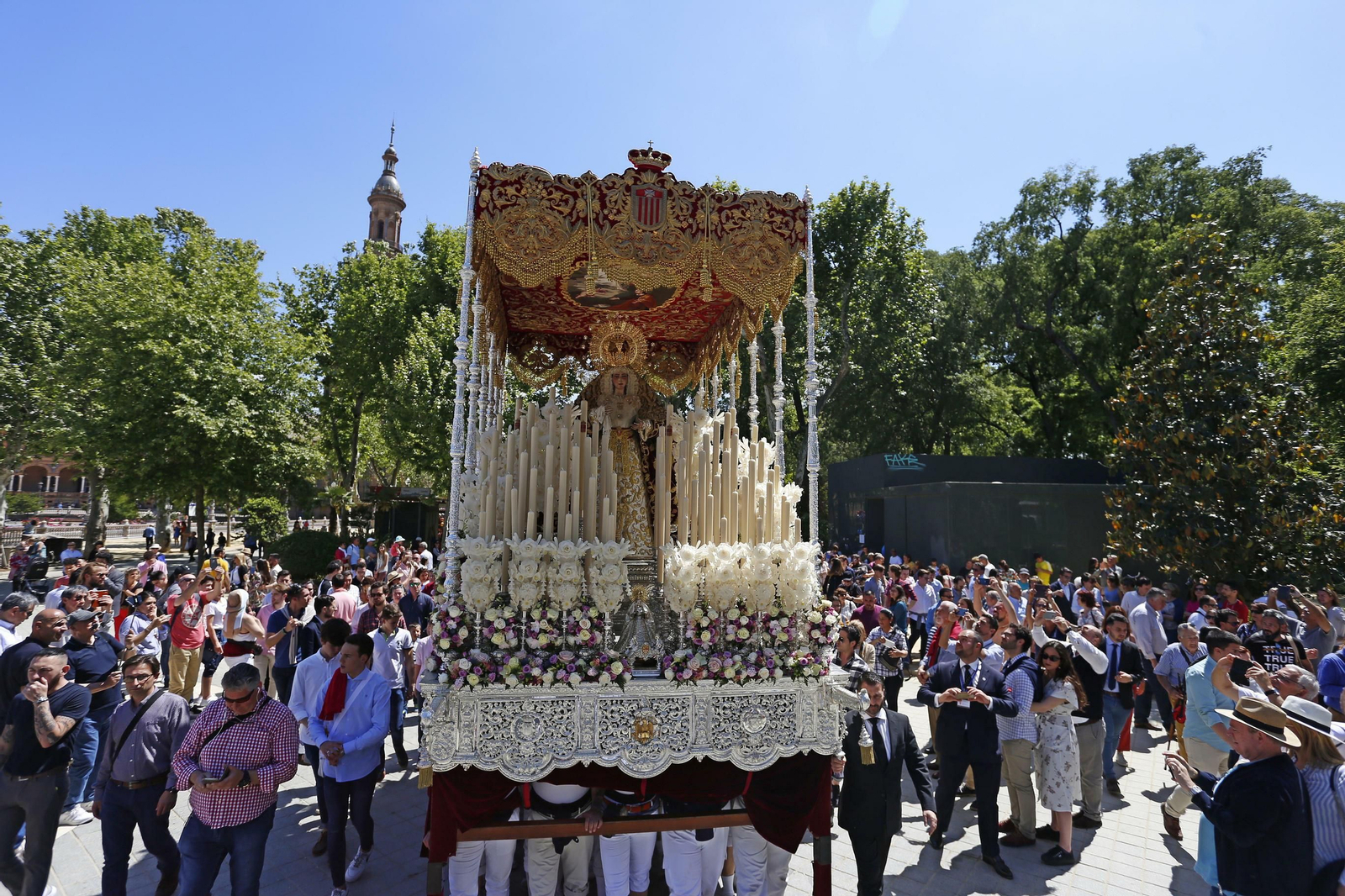 Las imágenes de La Hermandad de Santa Genoveva