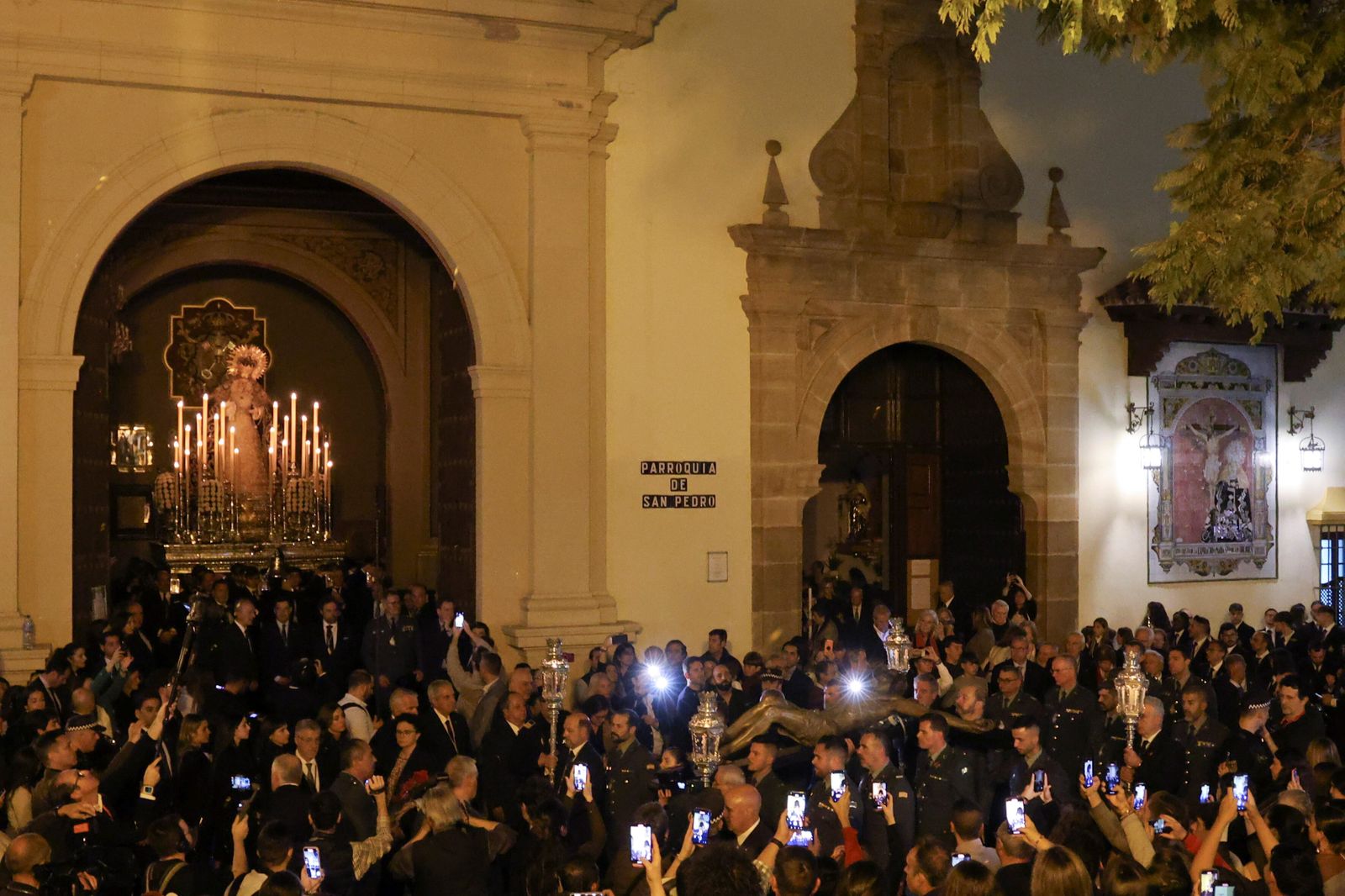 Los mejores momentos del Viernes de Dolores en Málaga, en fotos