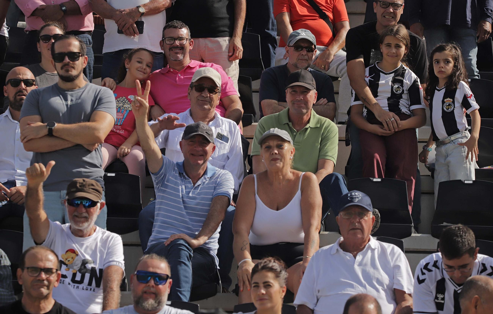 Búscate en el Ciudad de La Línea durante el Balona - Pozoblanco de Tercera Federación