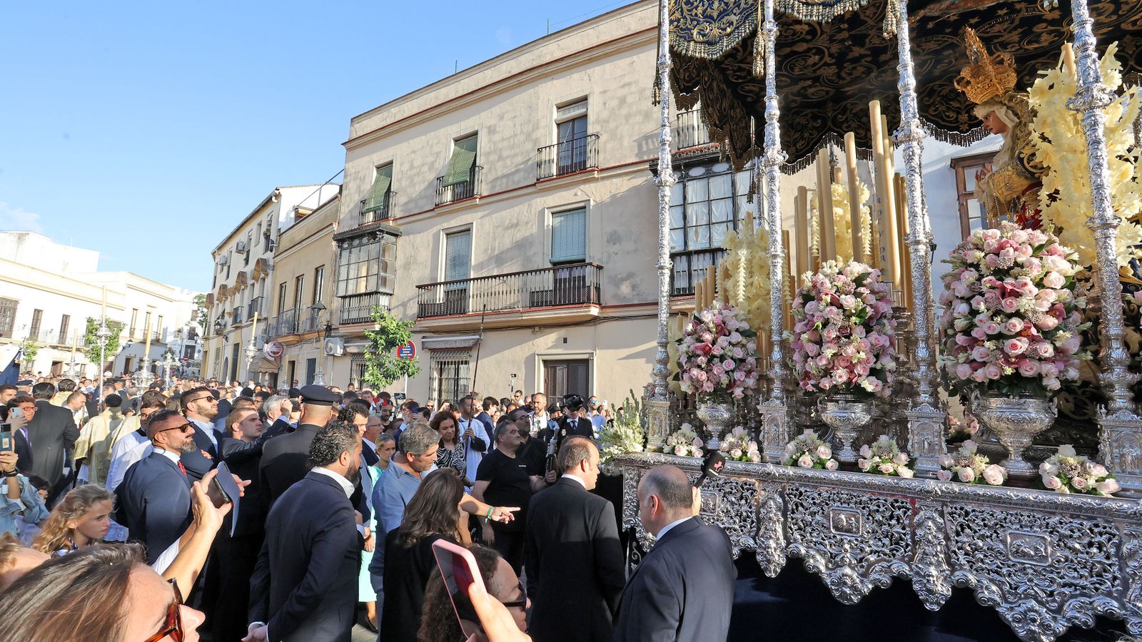 Procesión de regreso de la Virgen de la Estrella Coronada en Jerez
