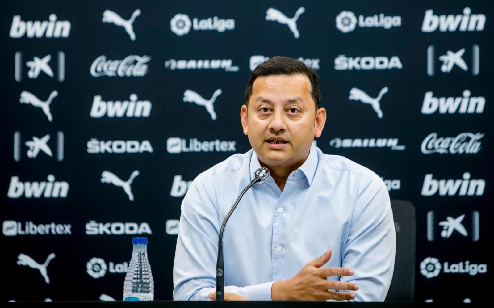 Anil Murthy, presidente del Valencia CF, durante una rueda de prensa