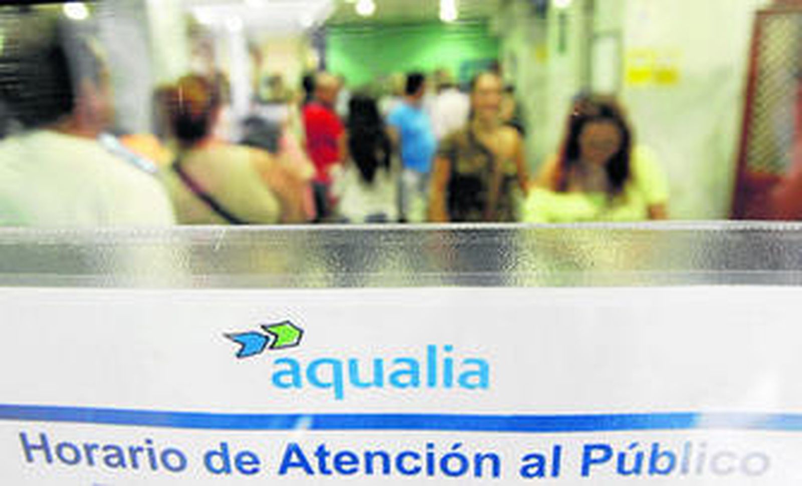 Oficina de AquaJerez-Aqualia, adjudicataria también de la gestión del agua en El Puerto, Sanlúcar, Chipiona, Rota, Paterna, Barbate y Arcos.