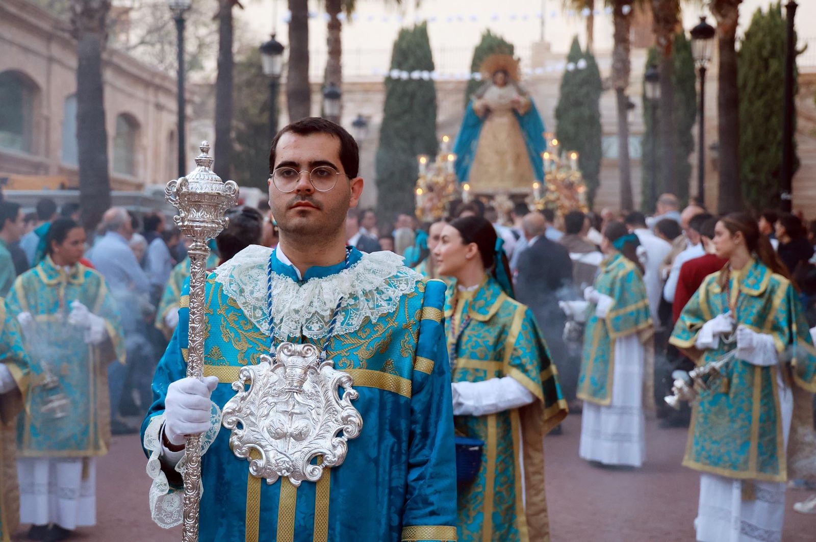 Imágenes del Rosario con la Virgen de los Ángeles
