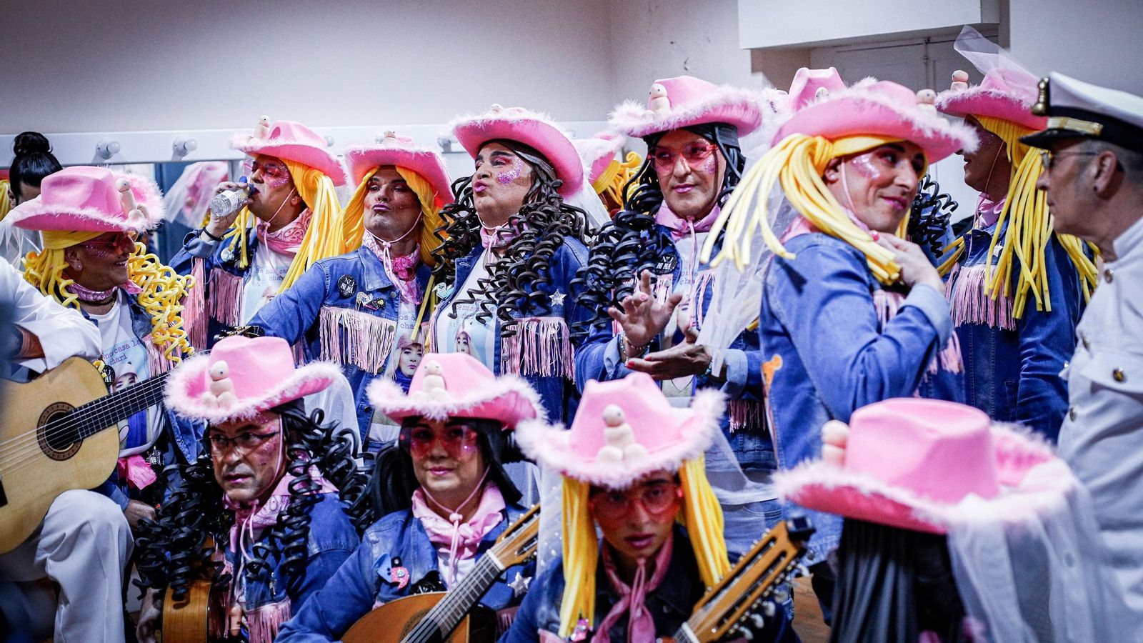 Búscate entre las mejores imágenes de la vigésimo primera sesión de preliminares del COAC 2025